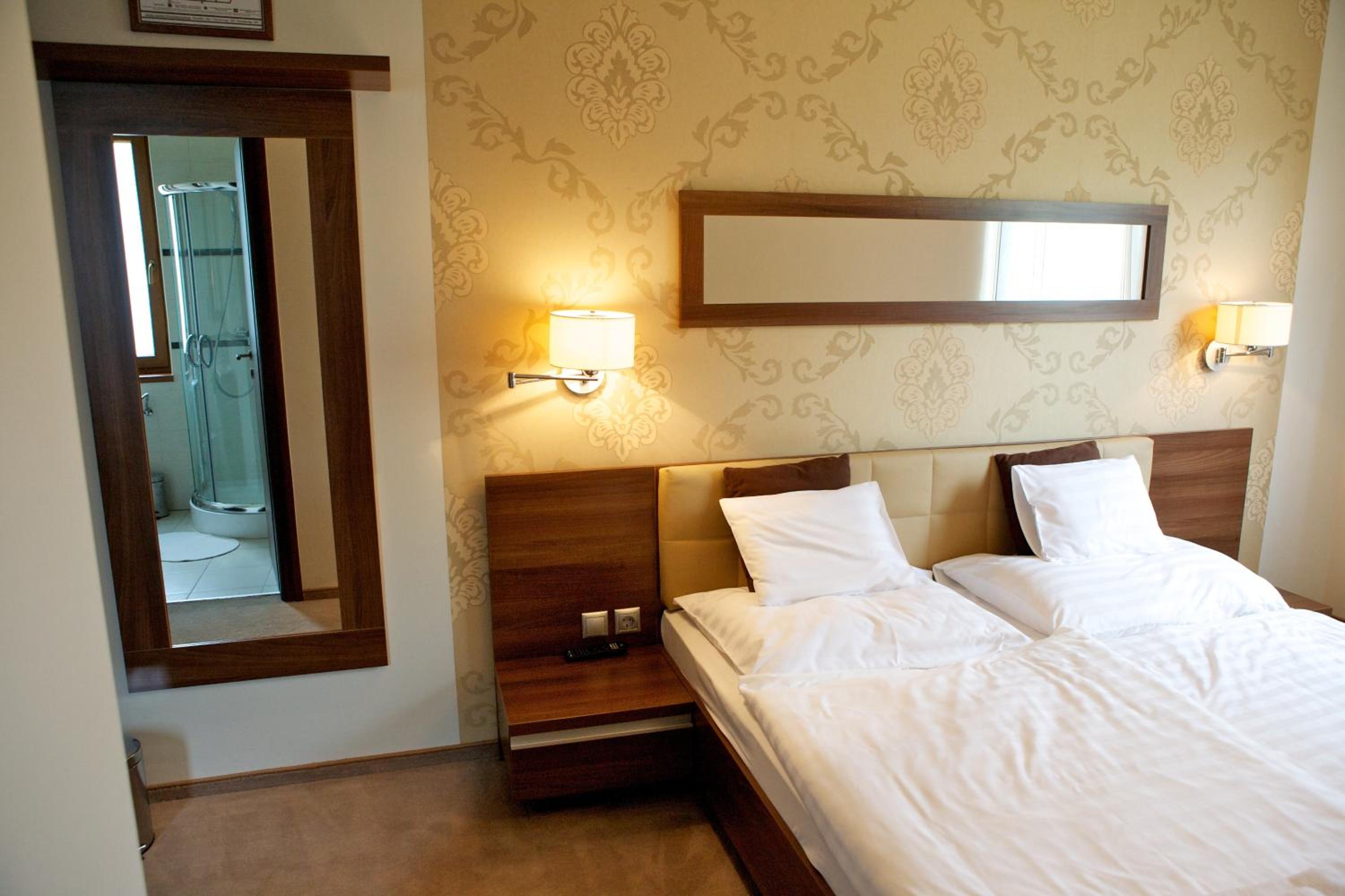 Double Room - Photo 1