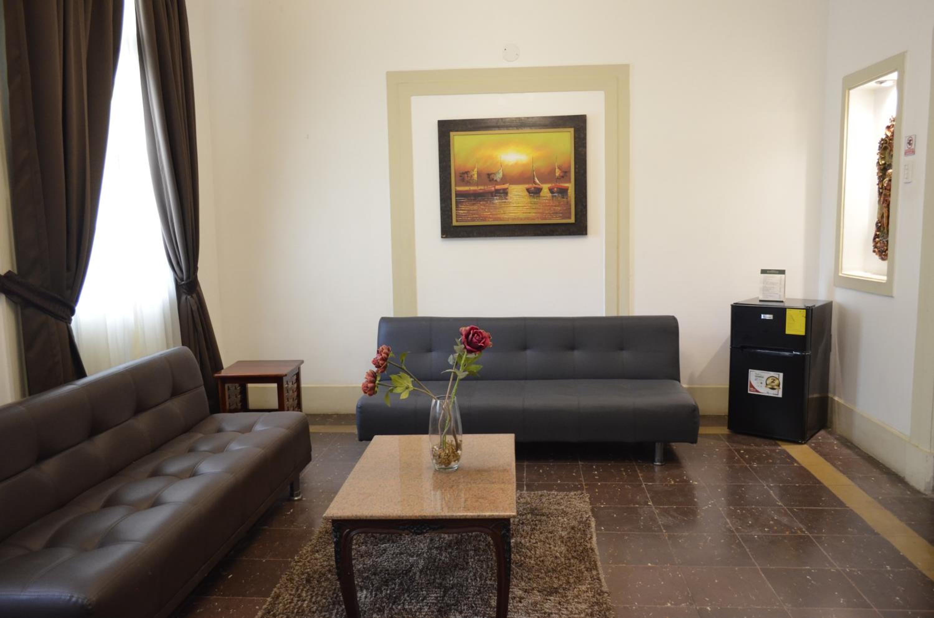 Superior King Suite
