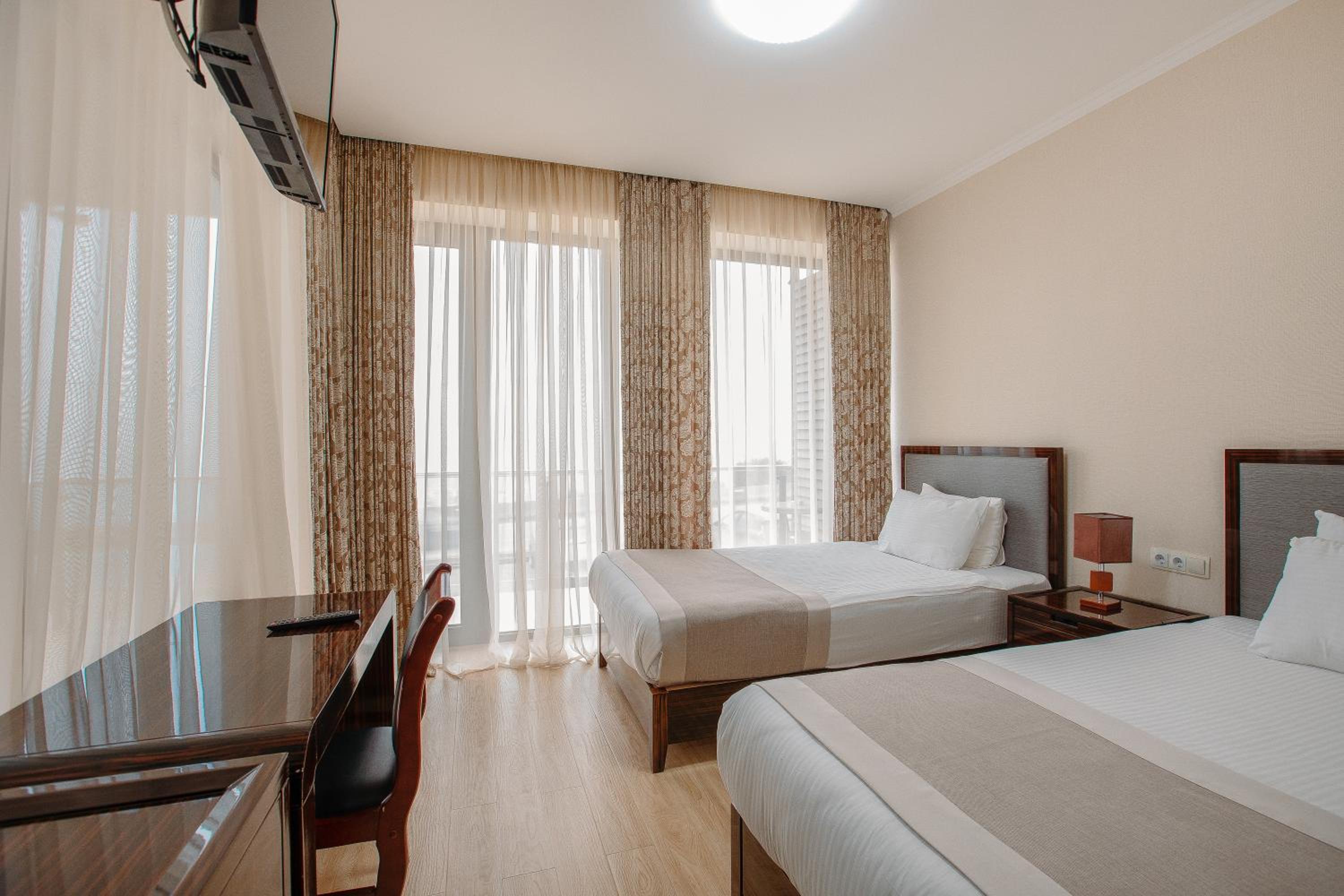 Twin Room with City View