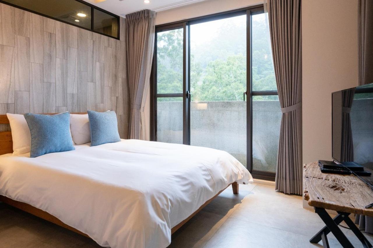 Quadruple Room with Garden View - Photo 3