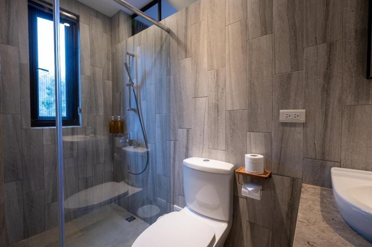Quadruple Room with Garden View - Photo 6