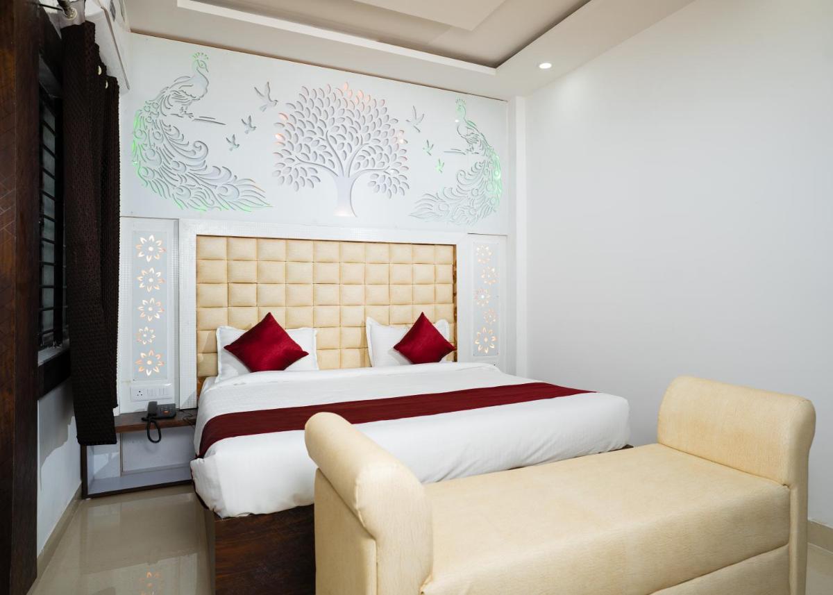 Superior King Room photo 2