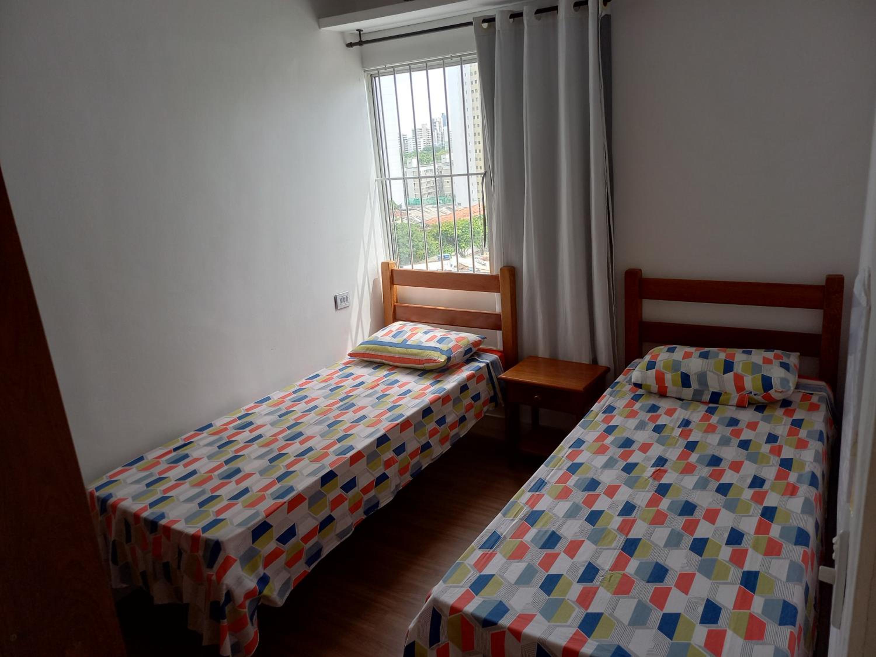 Twin Room with Private External Bathroom