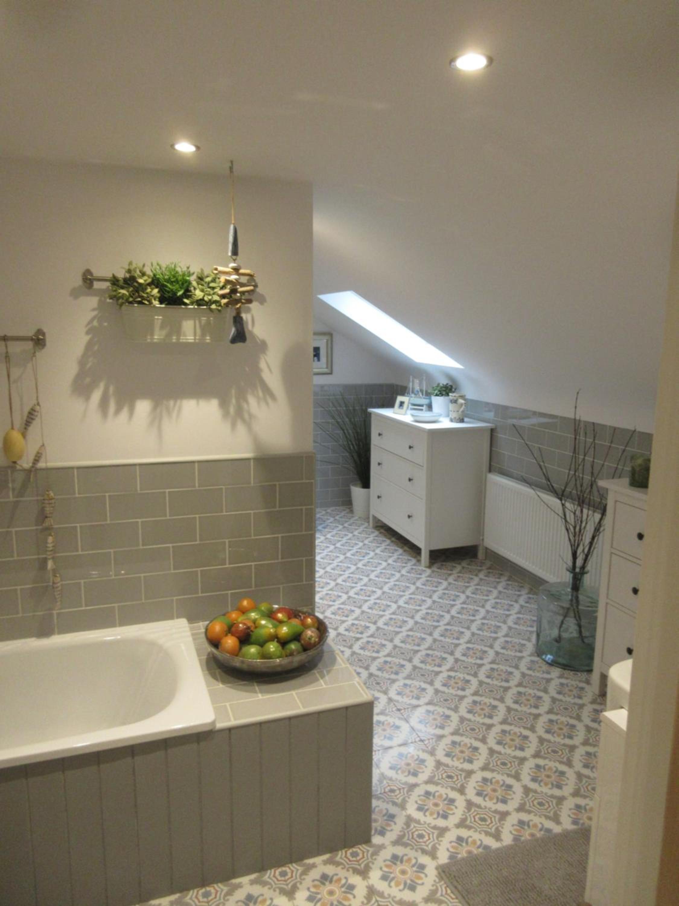 Double Room with Private Bathroom - Photo 20