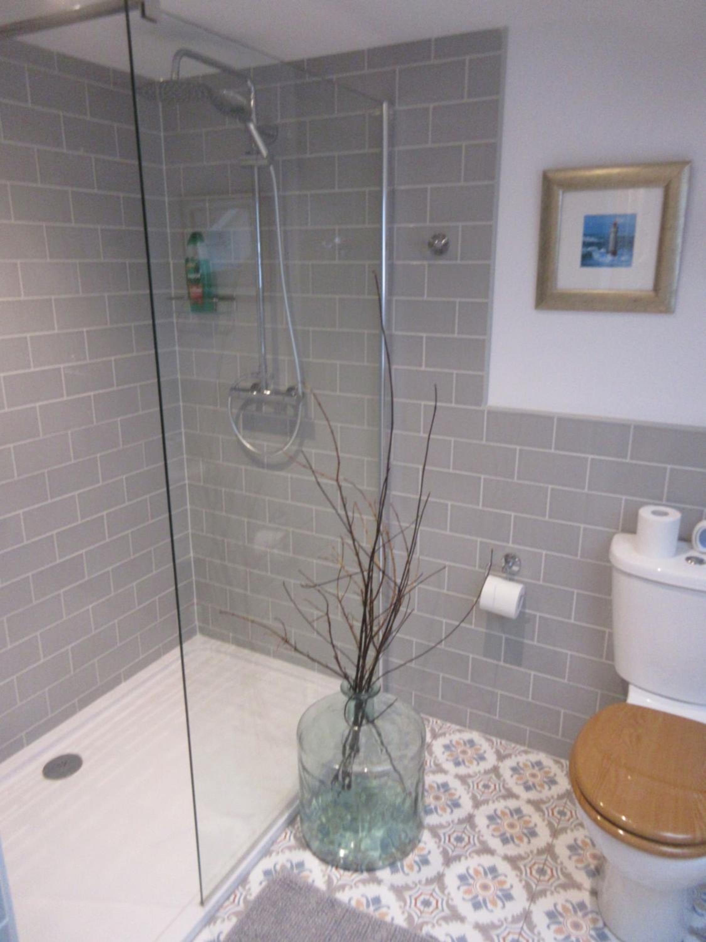 Double Room with Private Bathroom - Photo 21