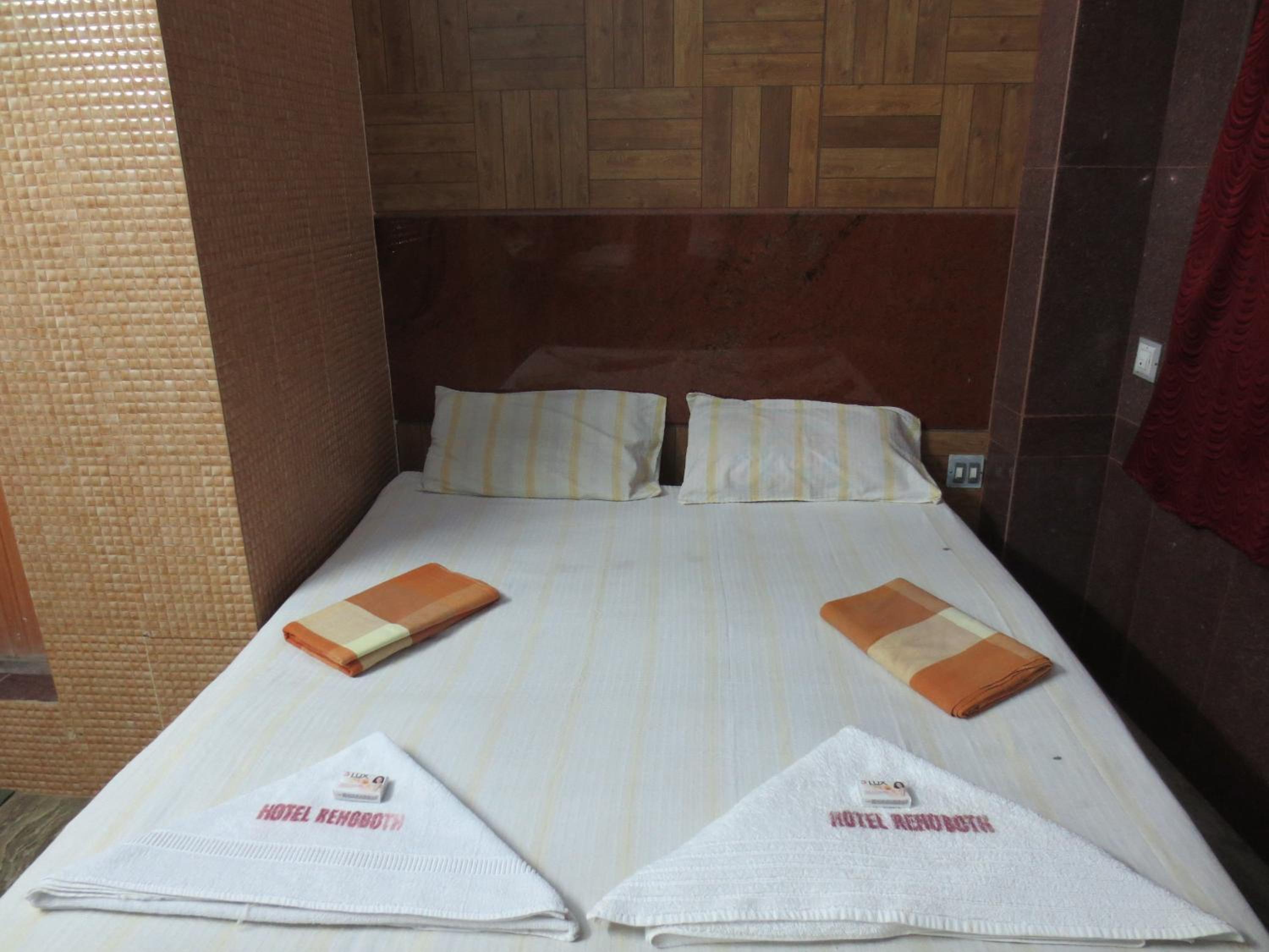 Budget Double Room - Photo 1