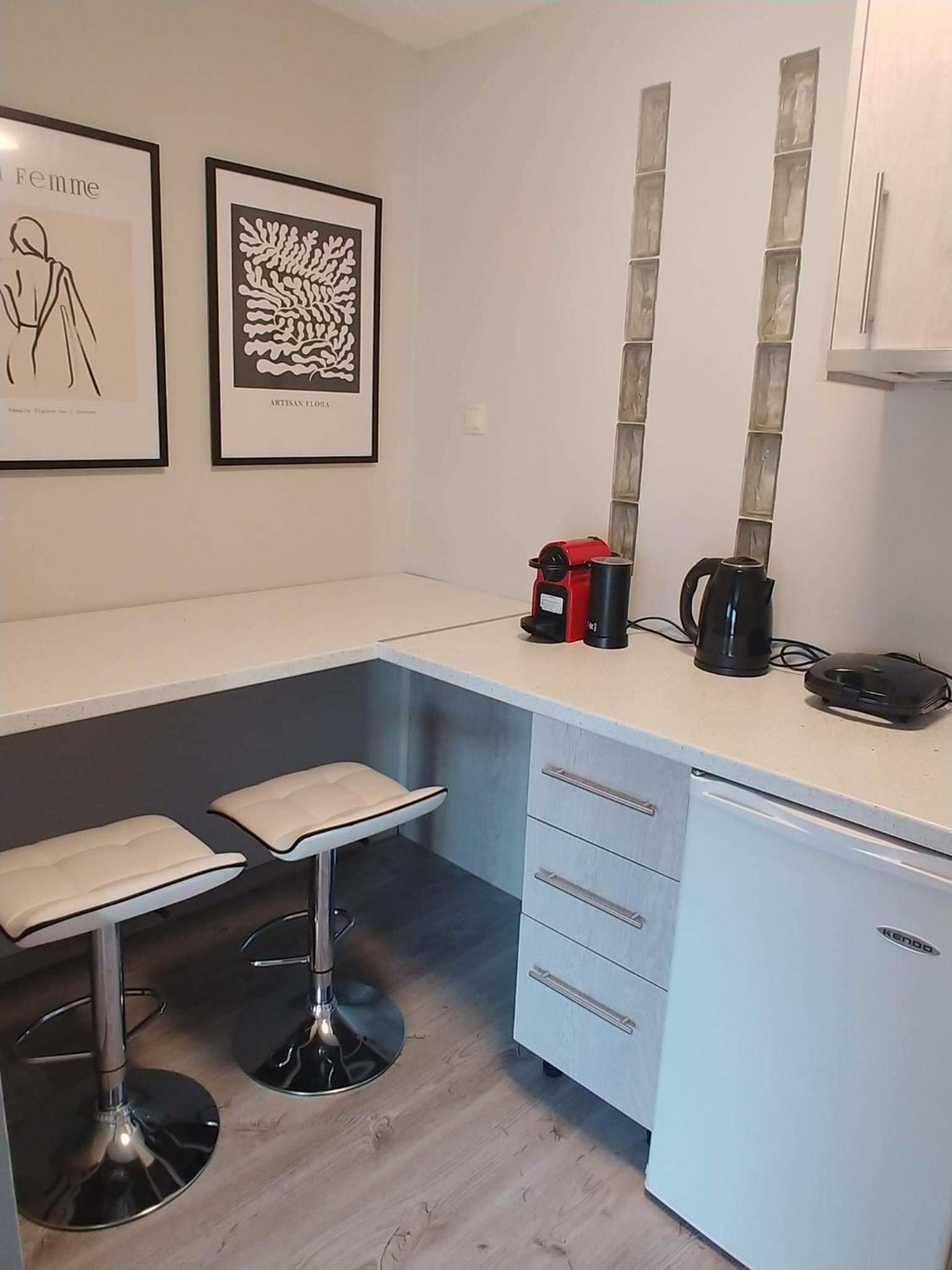 Suite with Lake View - Photo 26