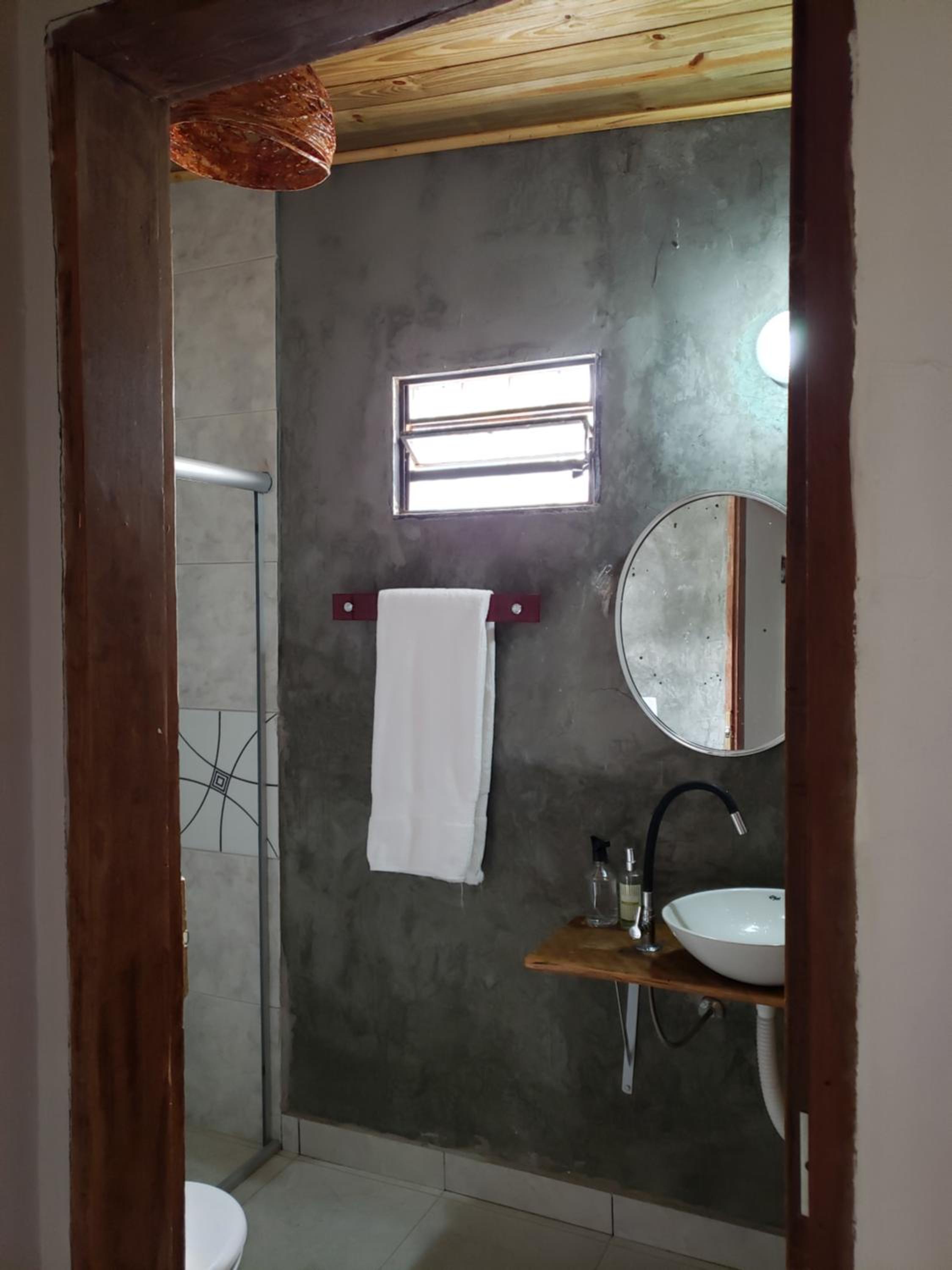 Standard Suite - Photo 8