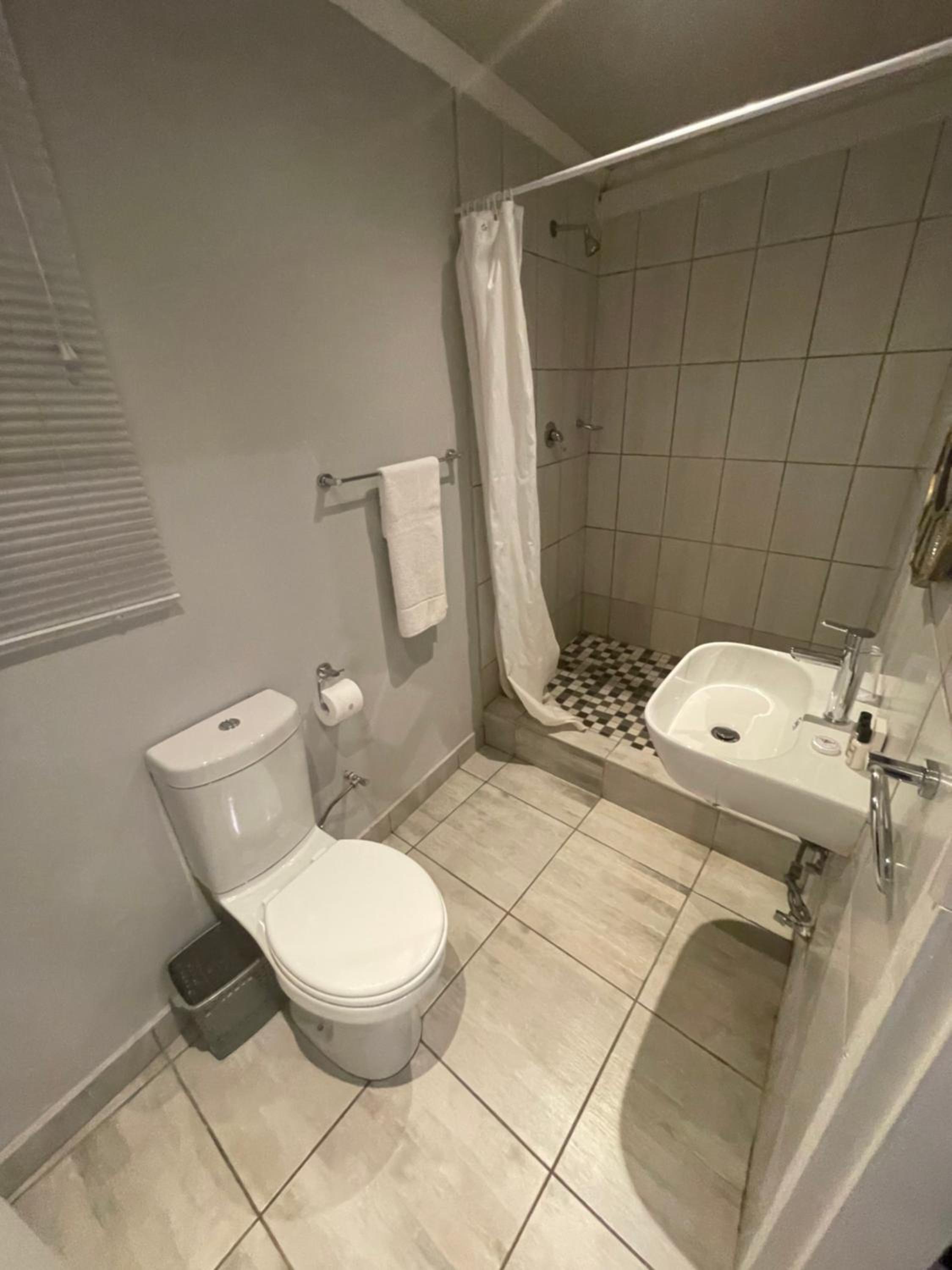 Economy Double Room photo 3