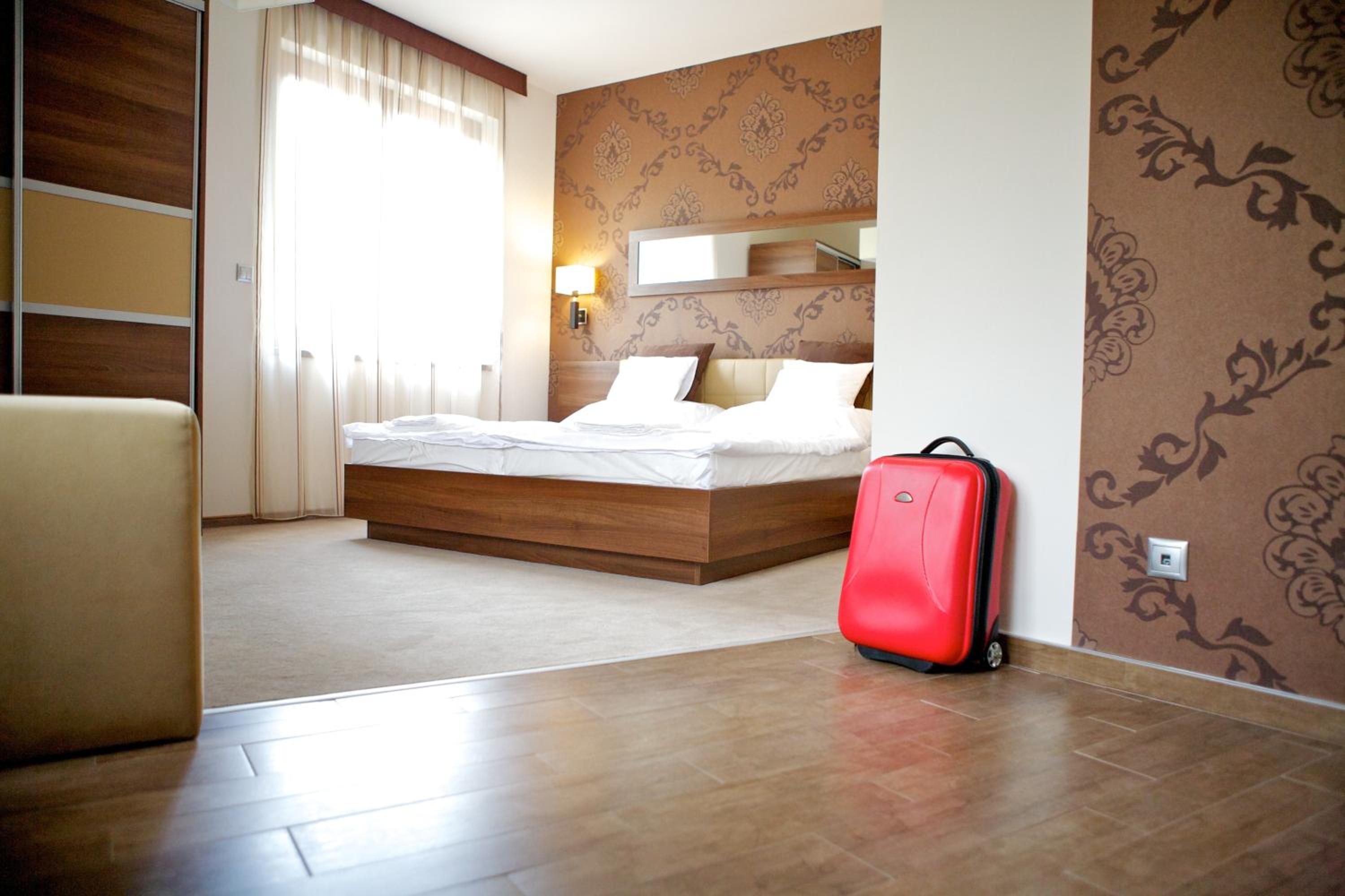 Triple Room - Photo 13