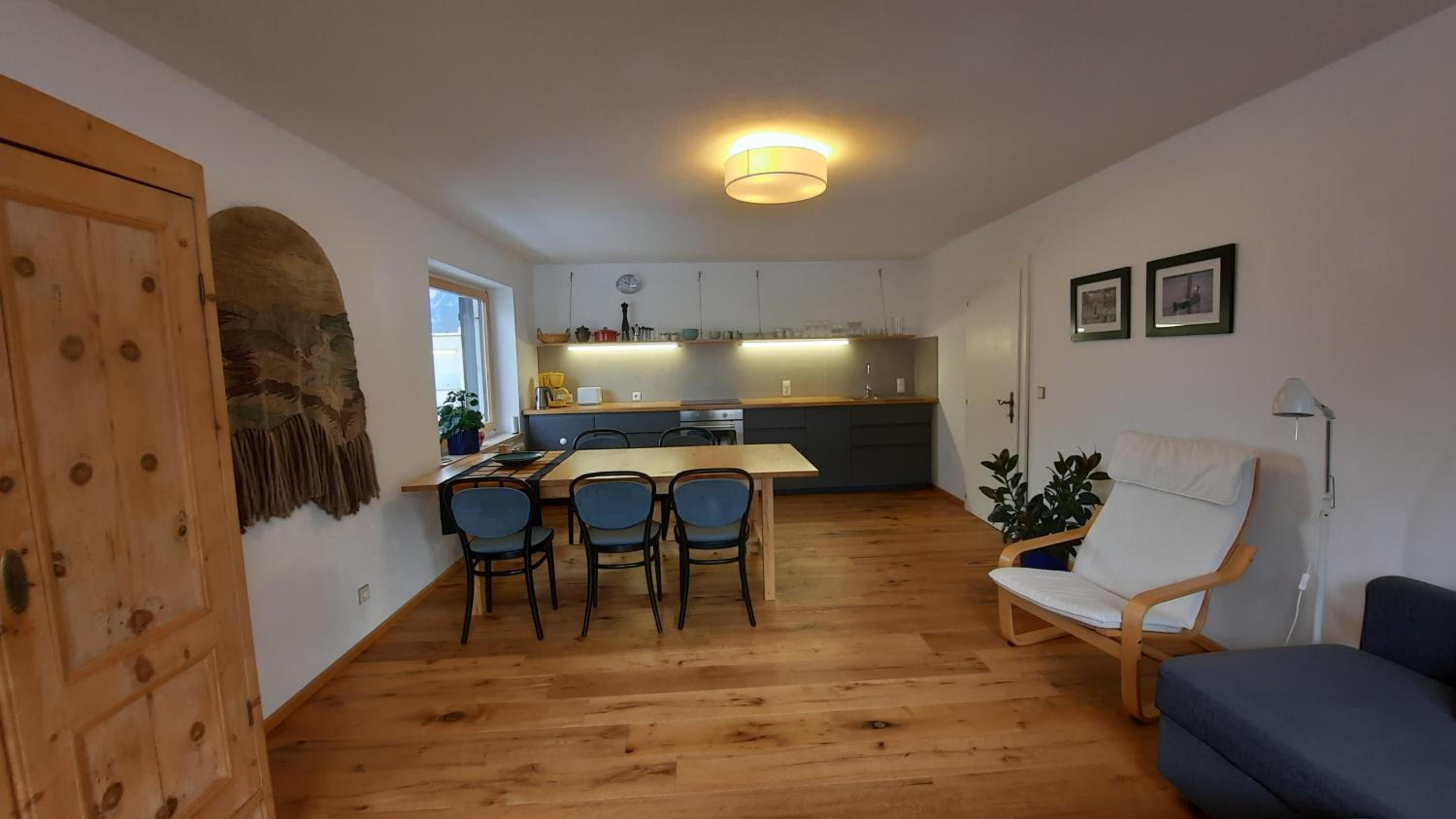 Two-Bedroom Apartment photo 2