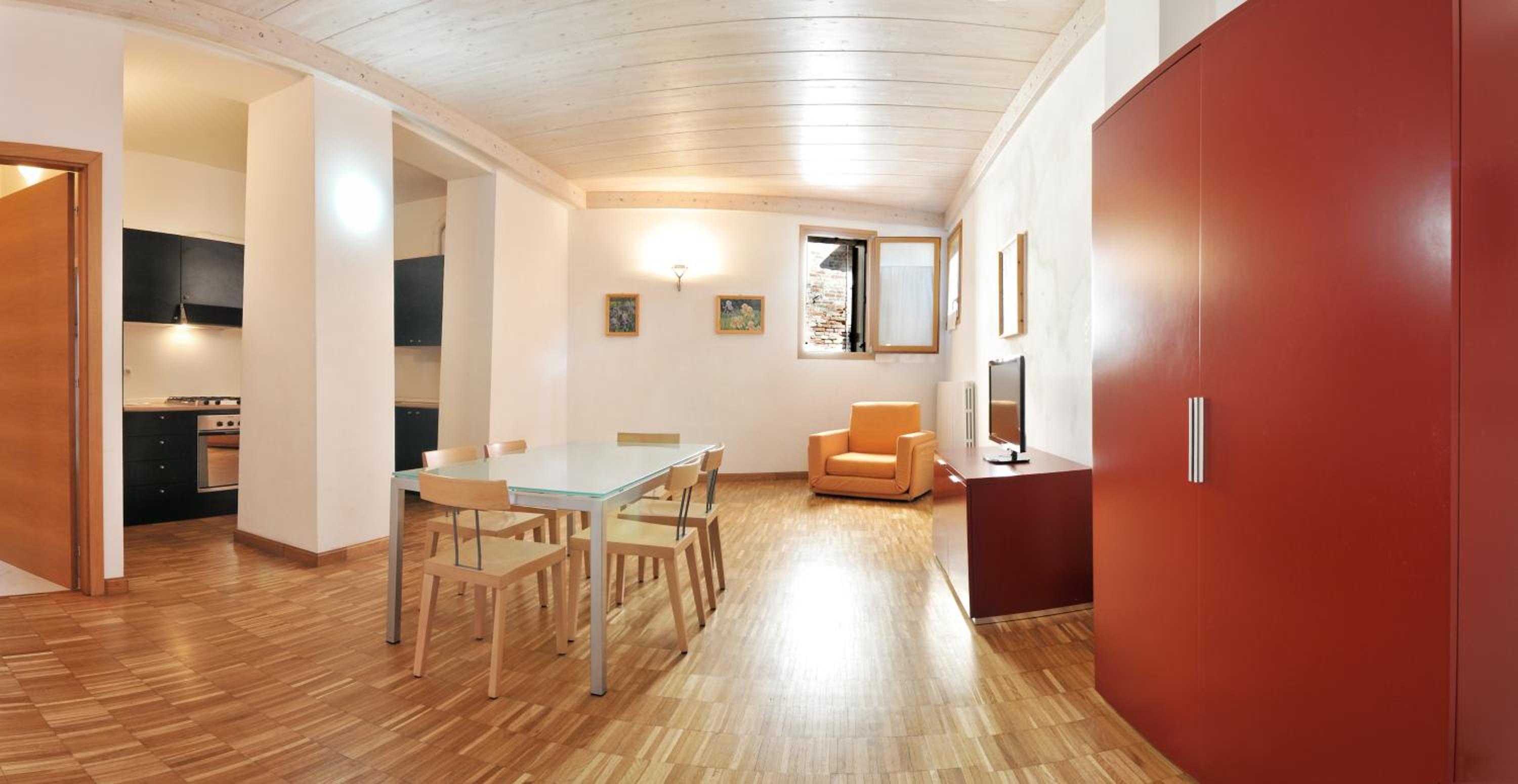 One-Bedroom Apartment - Separate Building - Photo 10
