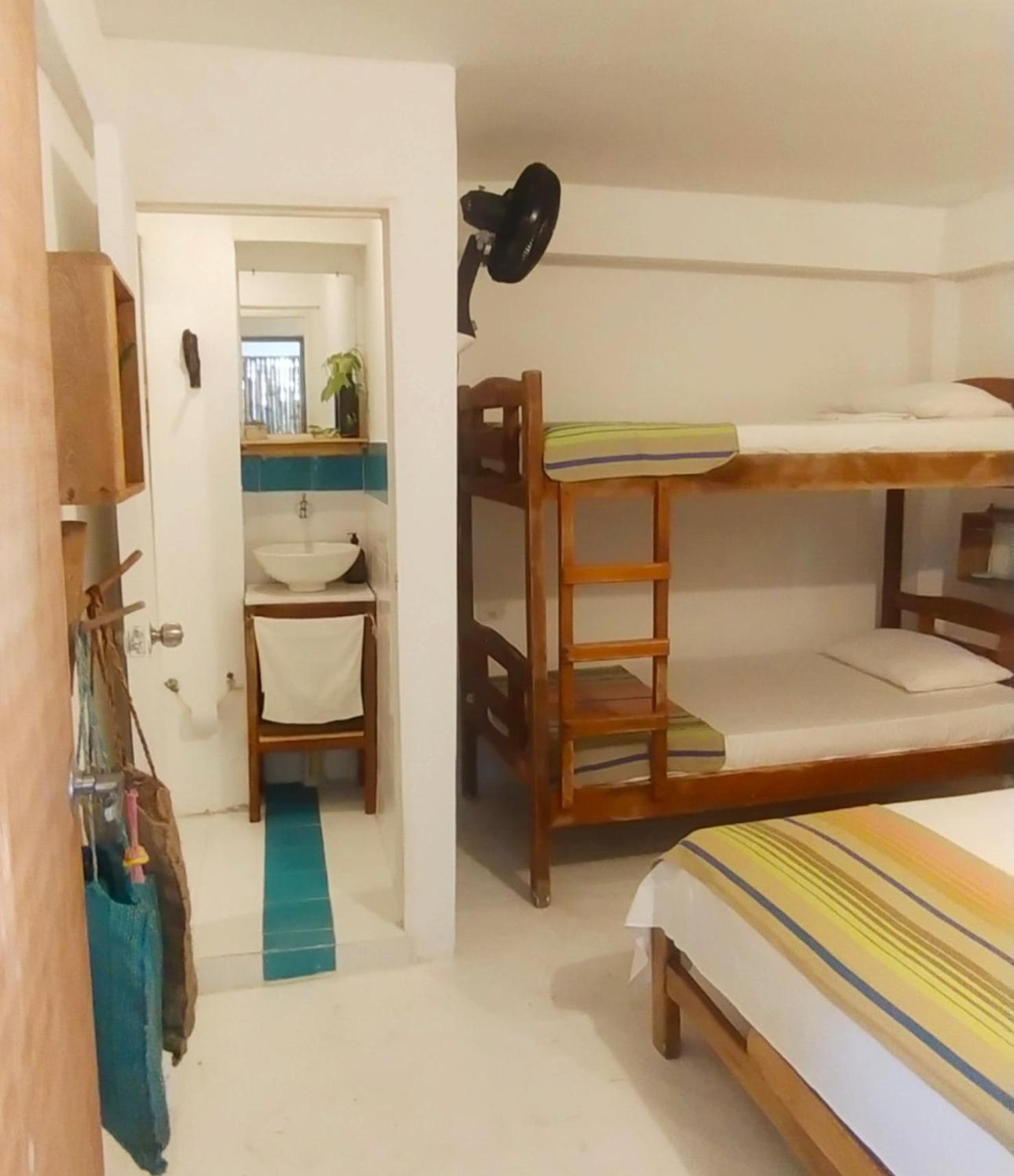 Standard Quadruple Room photo 2