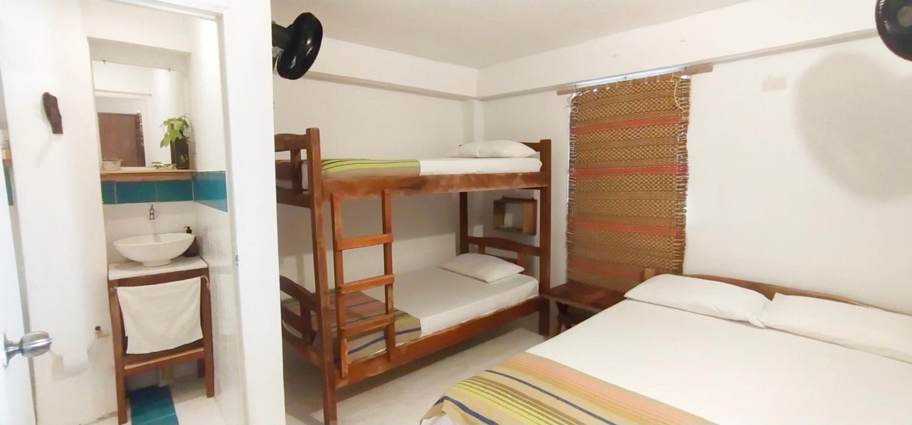 Standard Quadruple Room photo 3