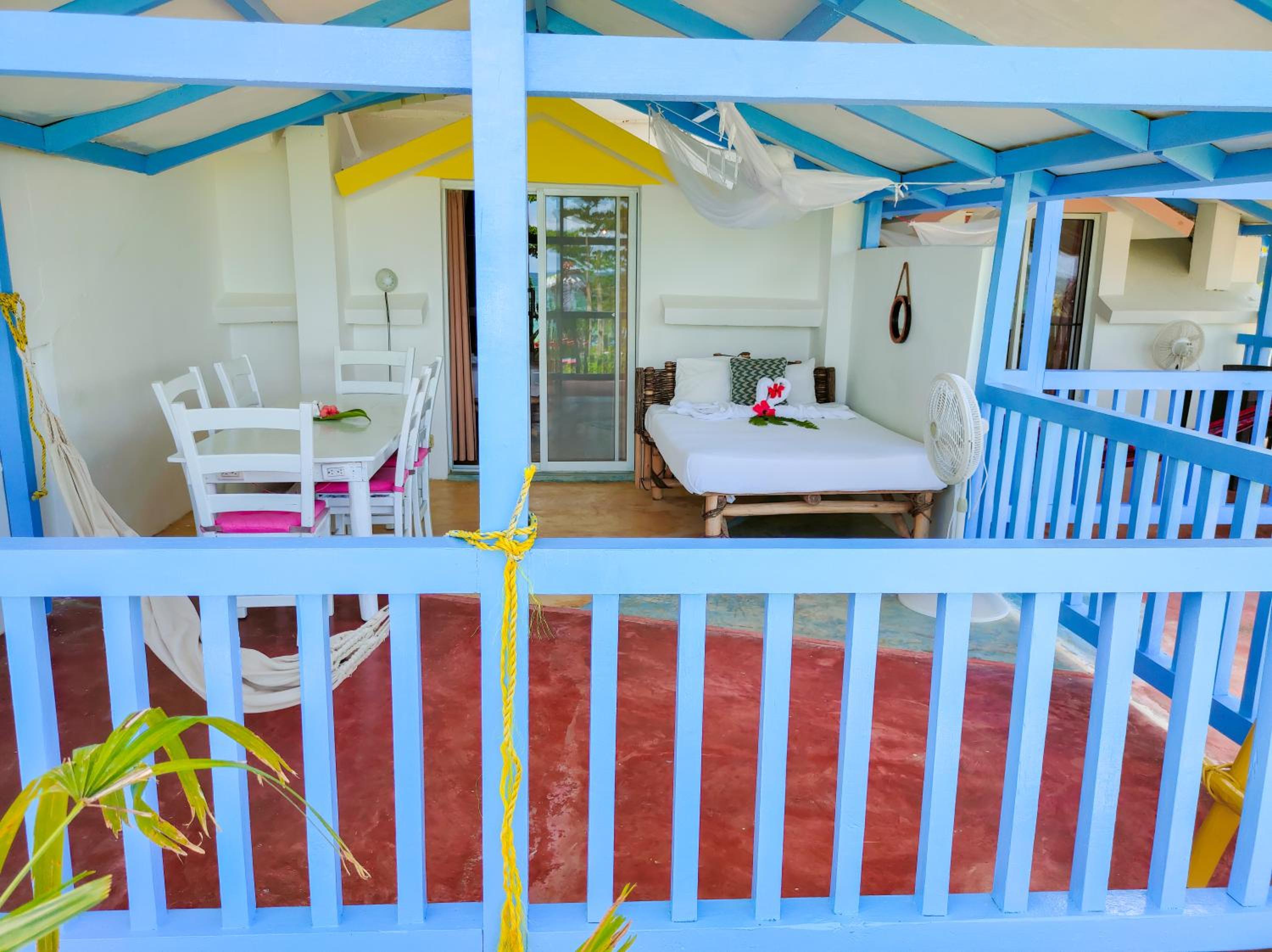 Studio Apartment with Sea View