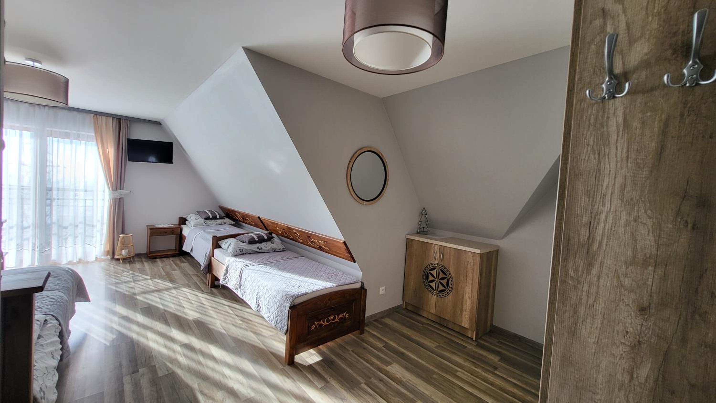 Quadruple Room with Mountain View photo 1