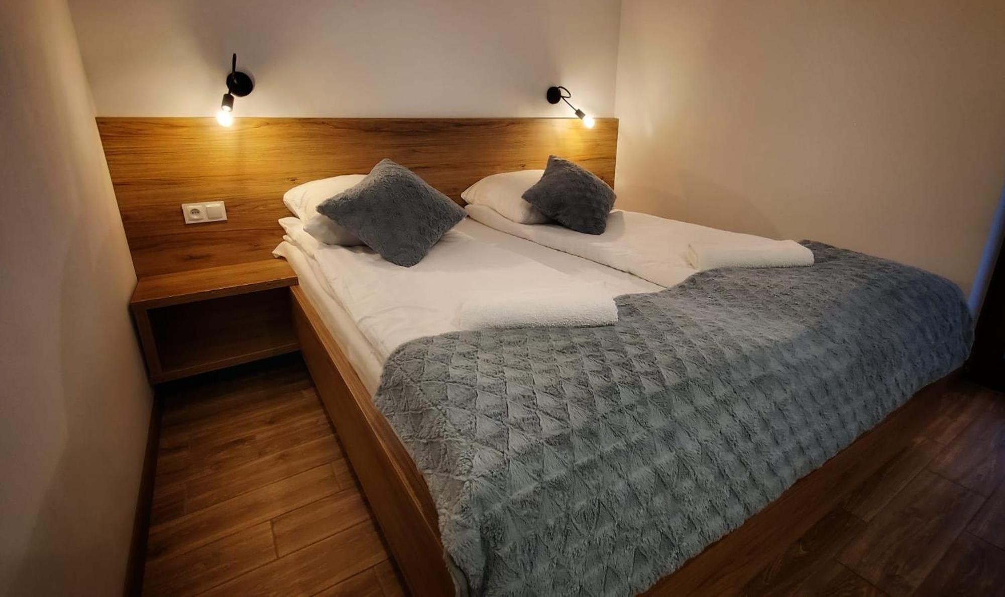Large Double Room photo 3
