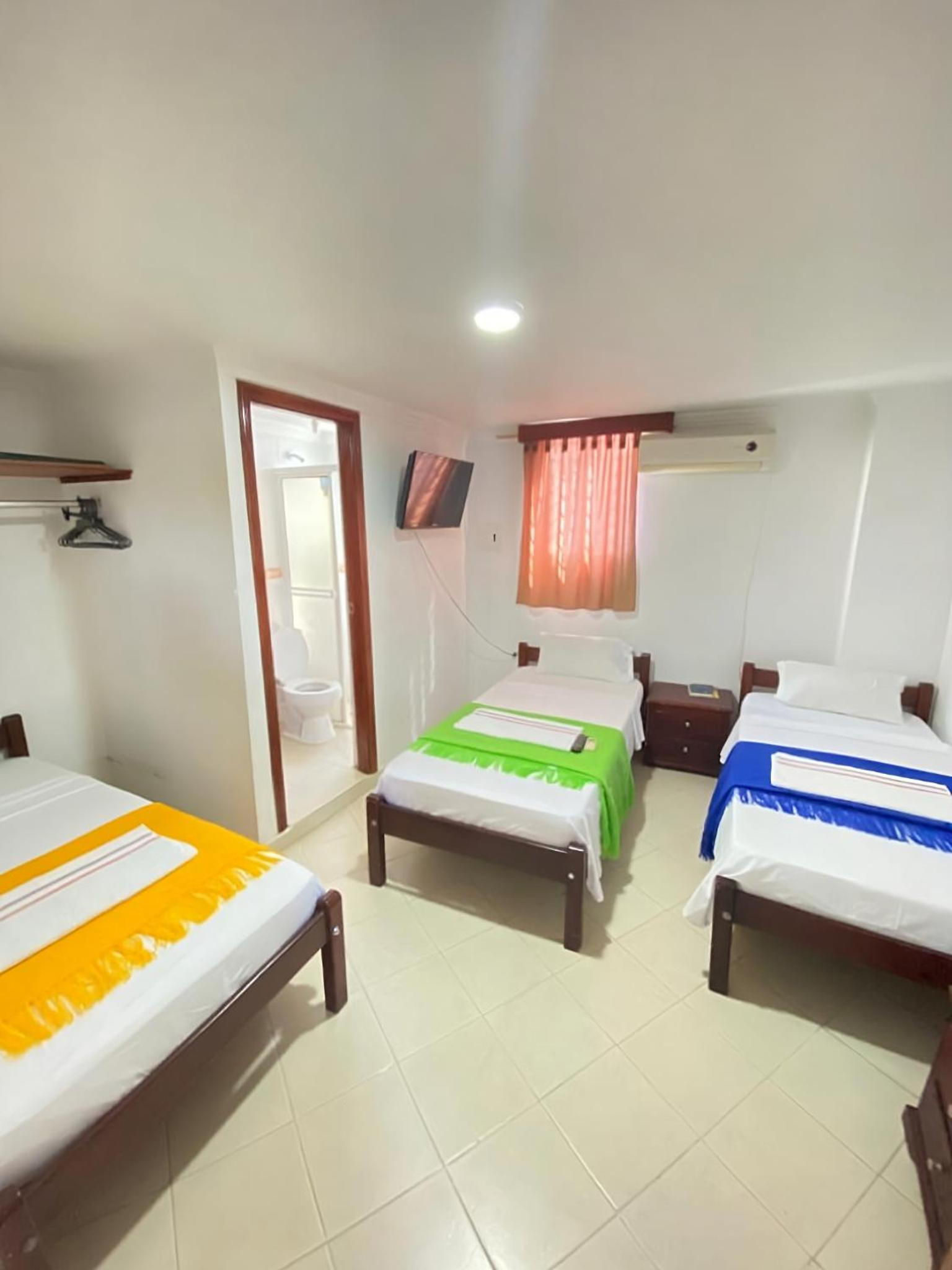 Basic Triple Room photo 1