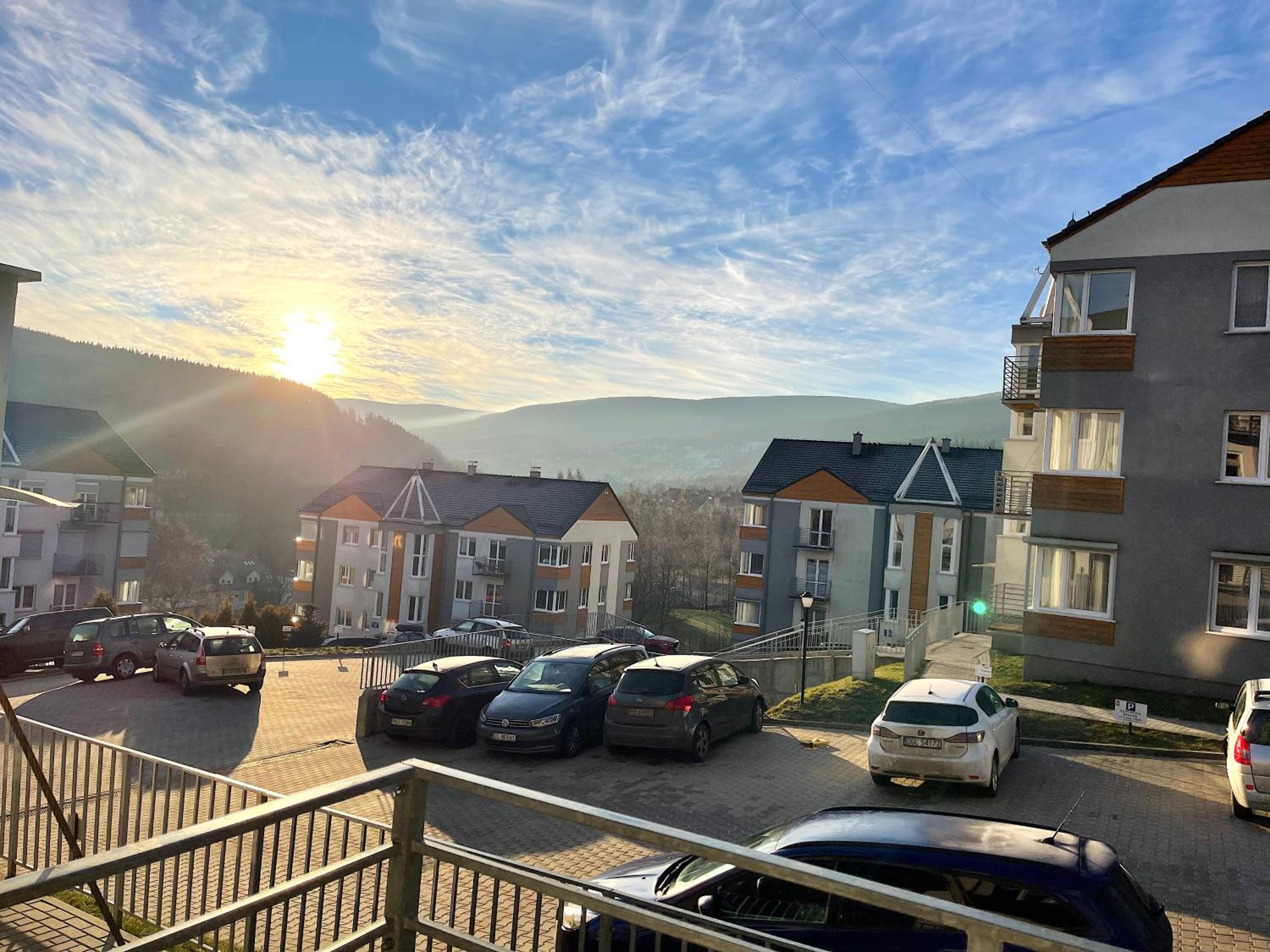 Two-Bedroom Apartment with Mountain View (1 - 6 Adults) photo 3
