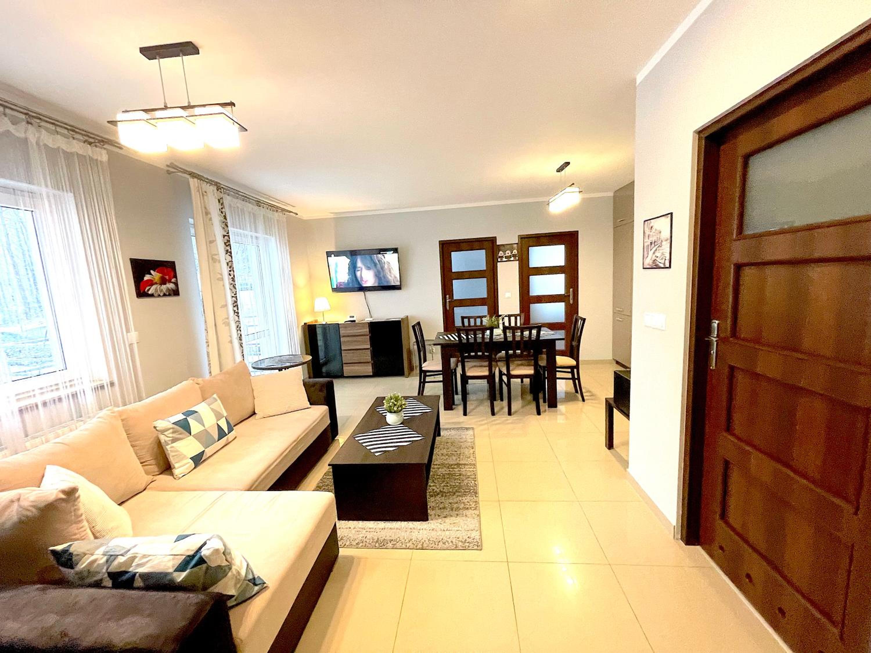 Two-Bedroom Apartment with Mountain View (1 - 6 Adults) photo 1