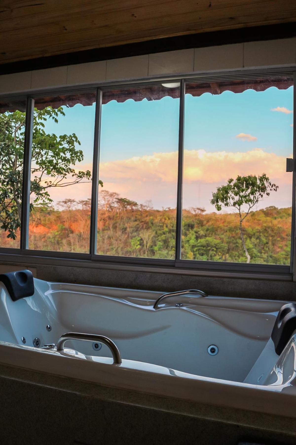 King Room with Spa Bath - Photo 6