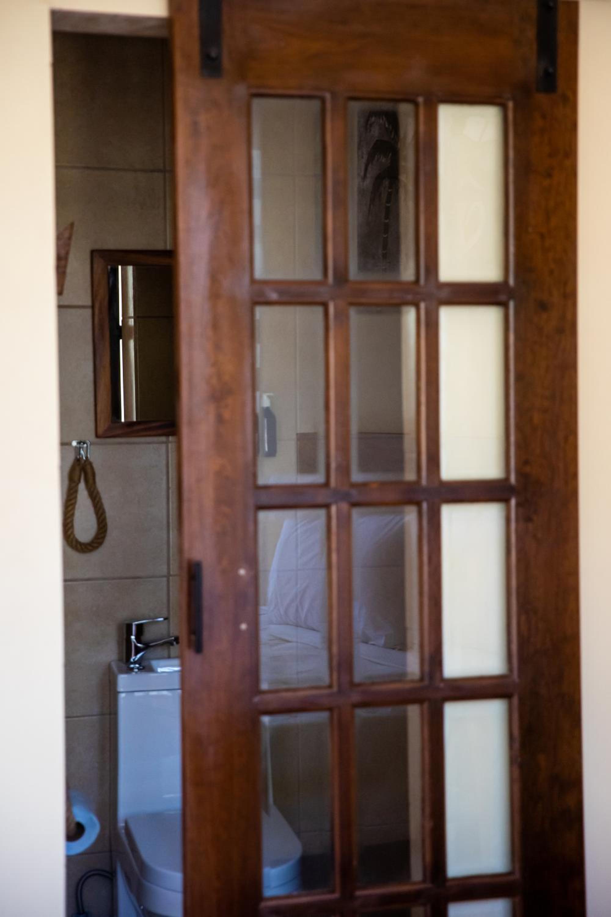 Double Room with Two Double Beds - Photo 6