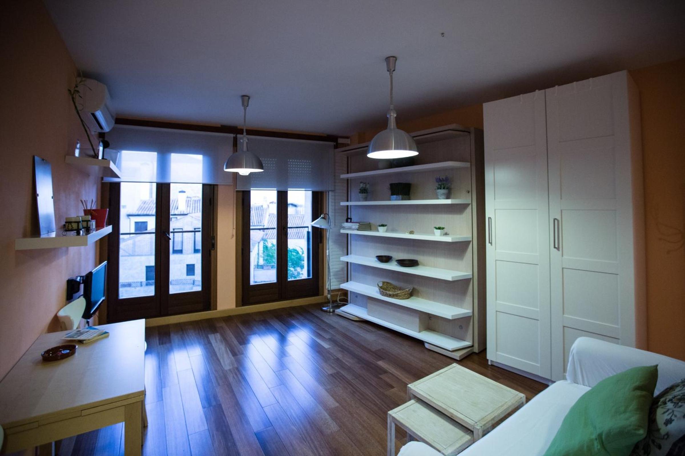 Estudio - Calle Horno, 7