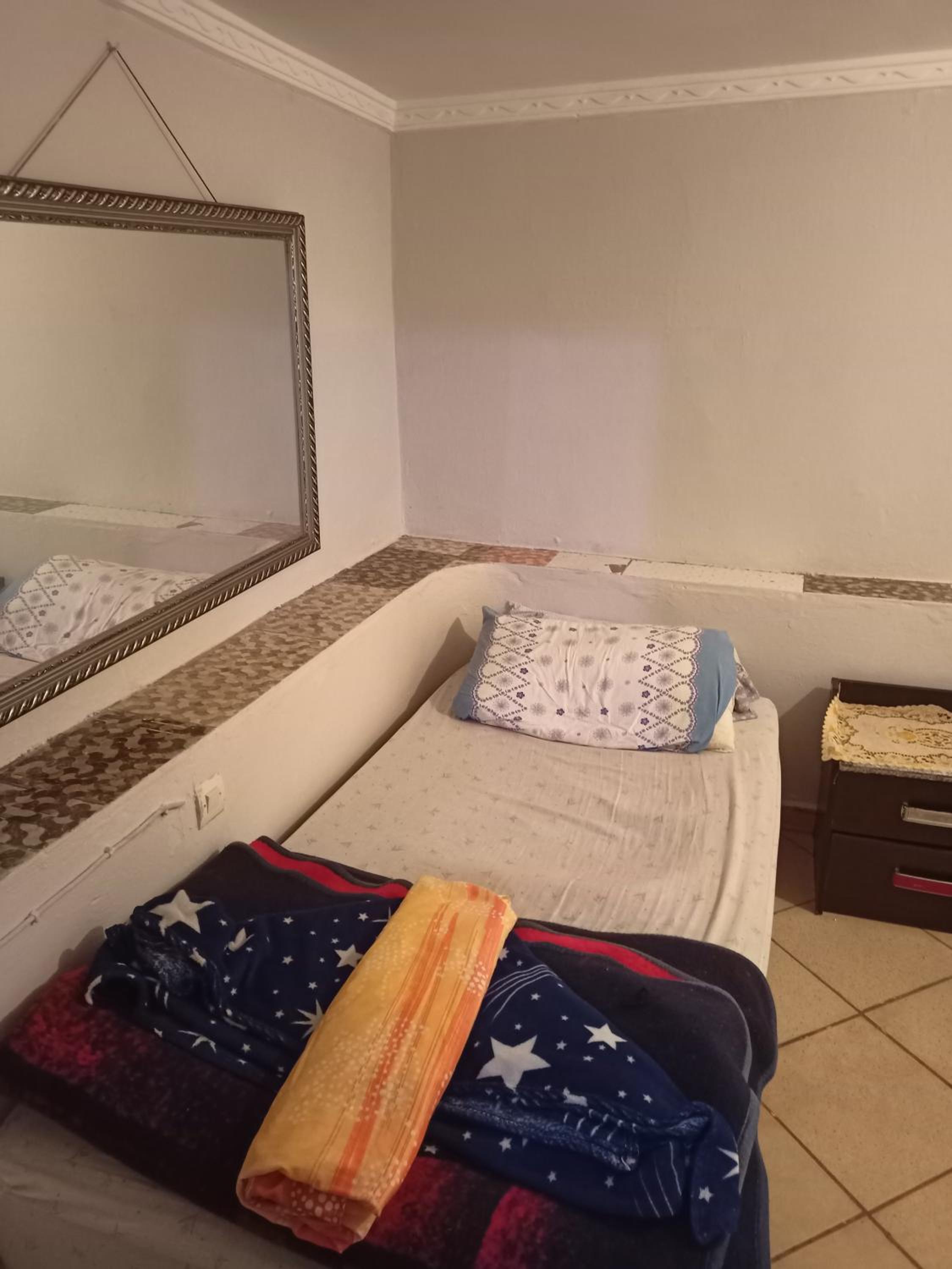 Economy Triple Room photo 1