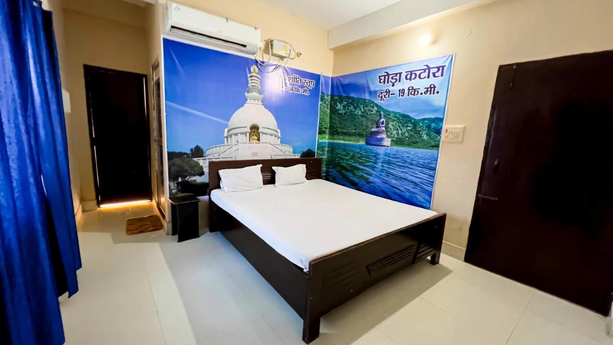 Deluxe Double or Twin Room with City View photo 3