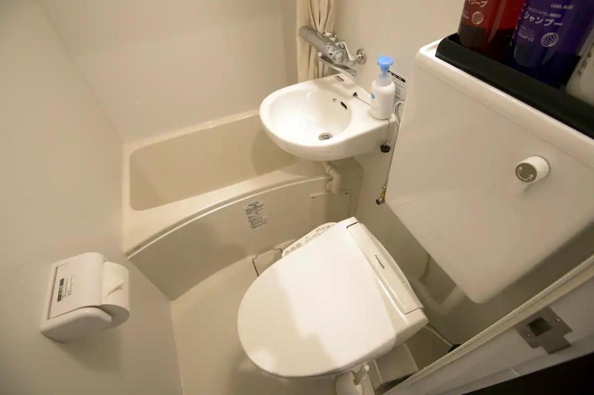Triple Room with Private Bathroom photo 3