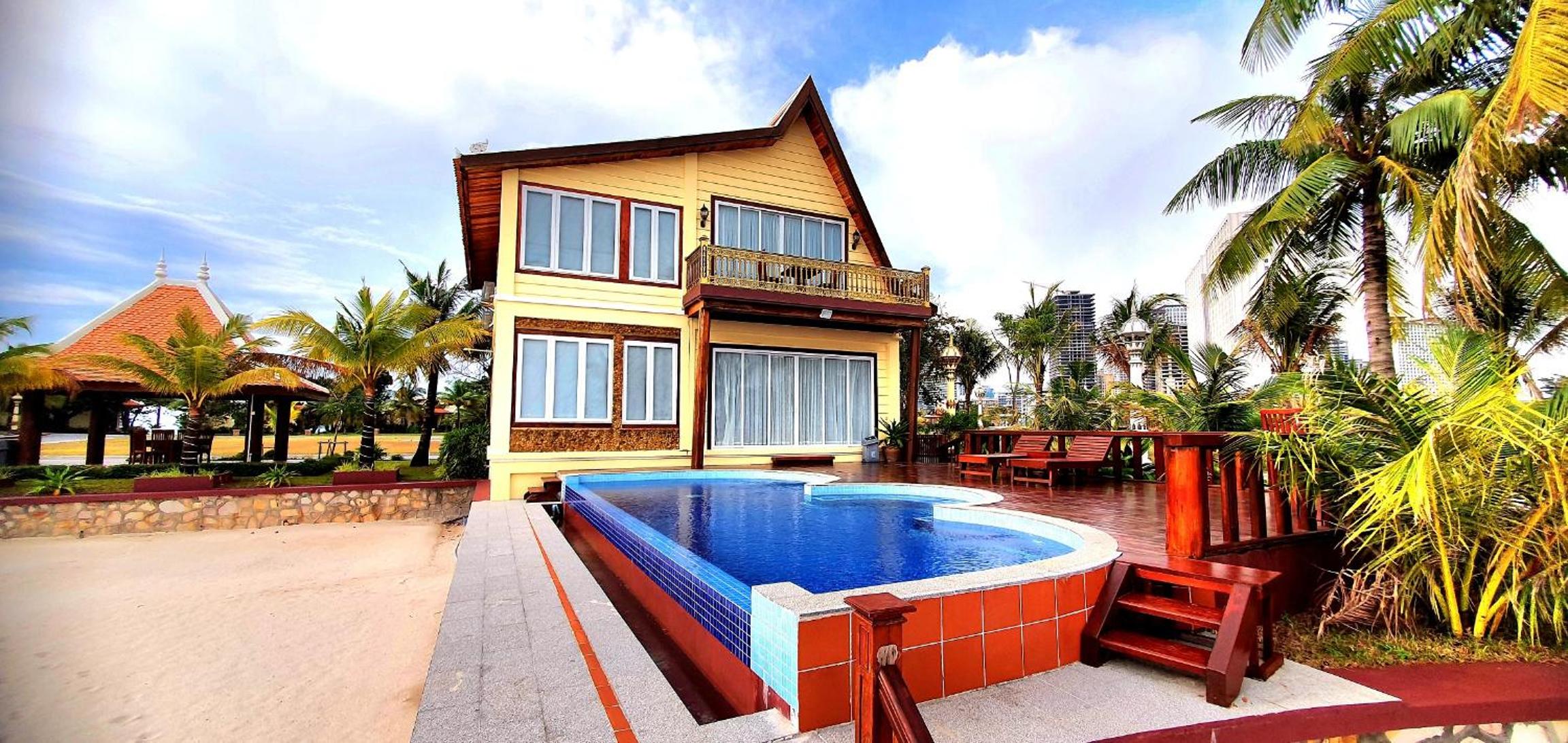 Two-Bedroom Villa - Photo 12