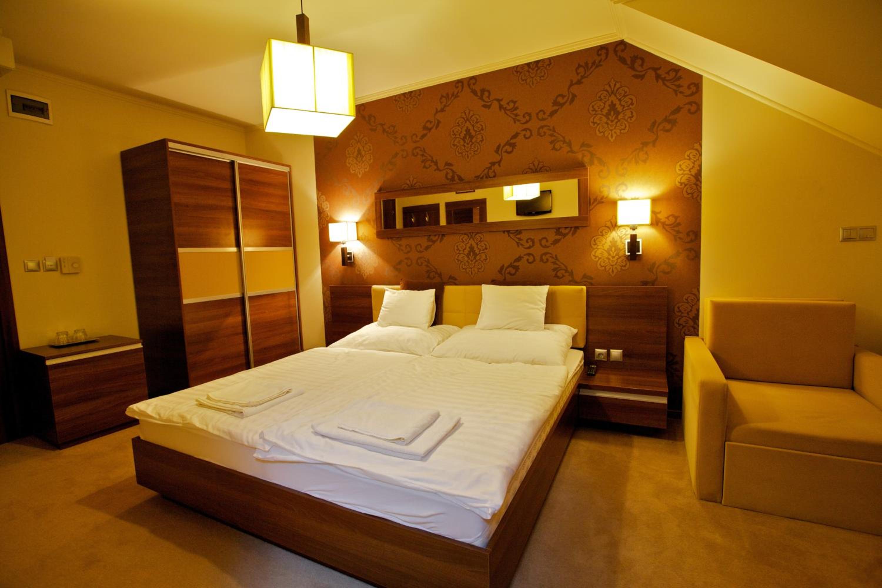 Deluxe Family Room - Photo 4