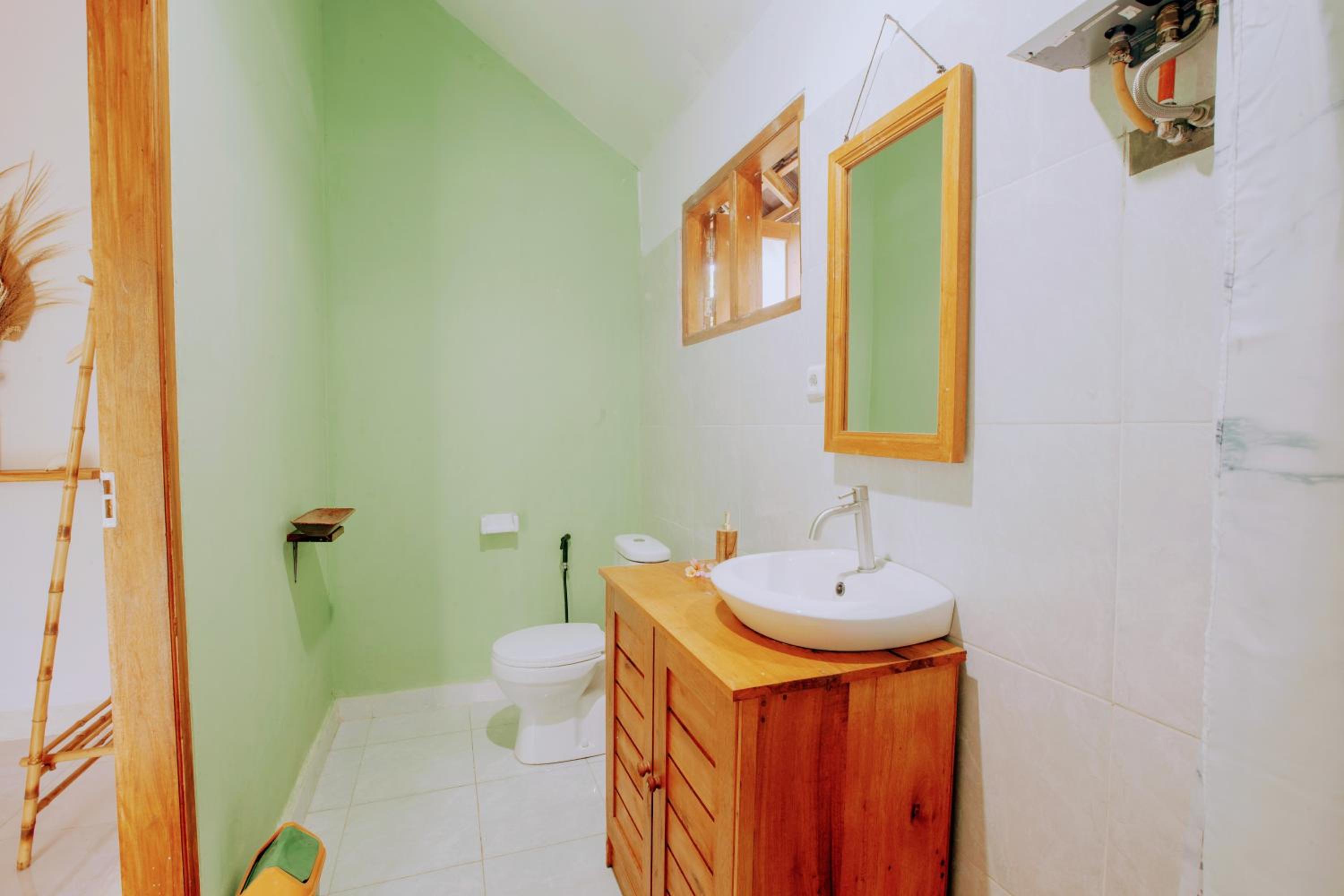 Double Room with Garden View - Photo 6