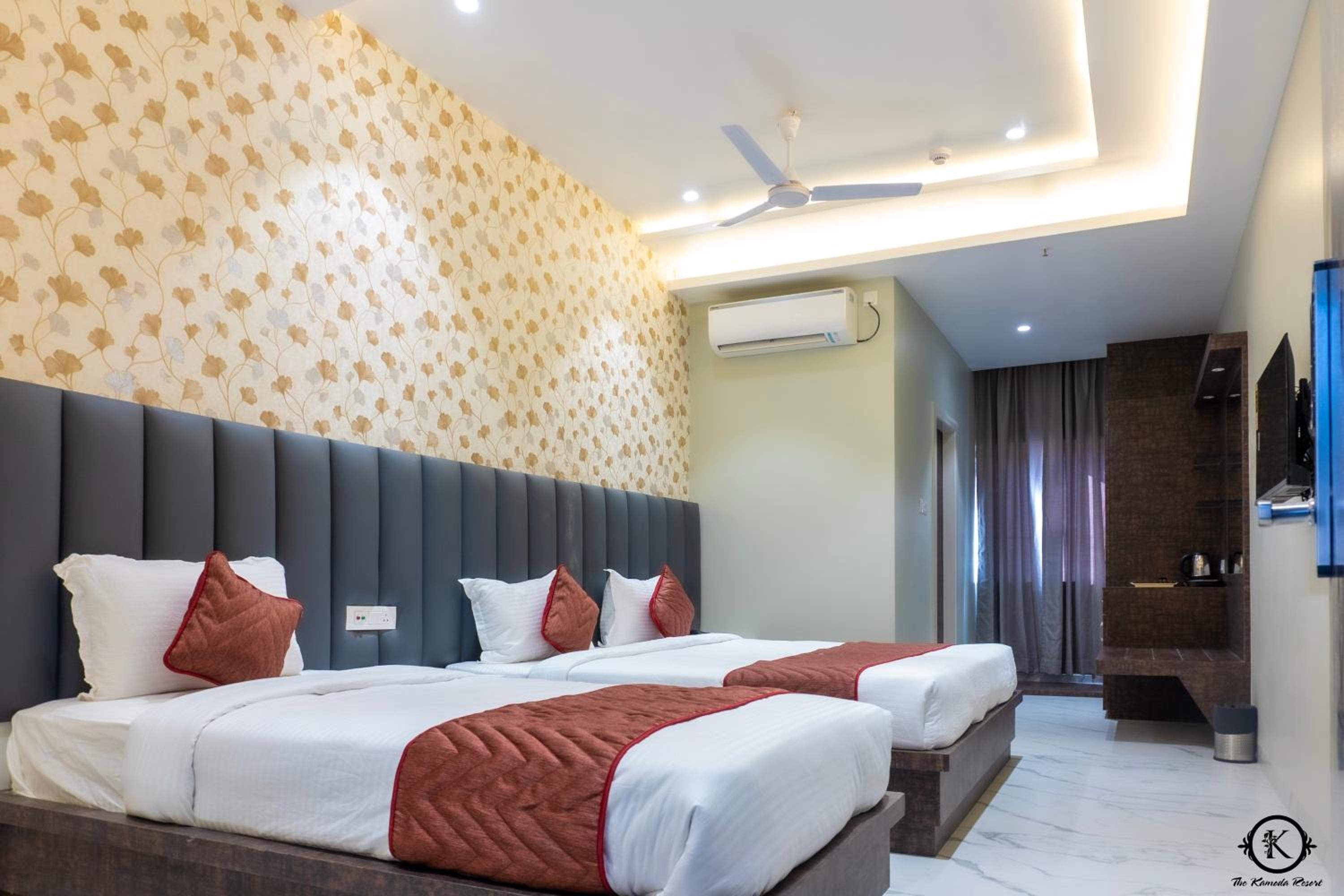 Luxury Triple Room photo 2