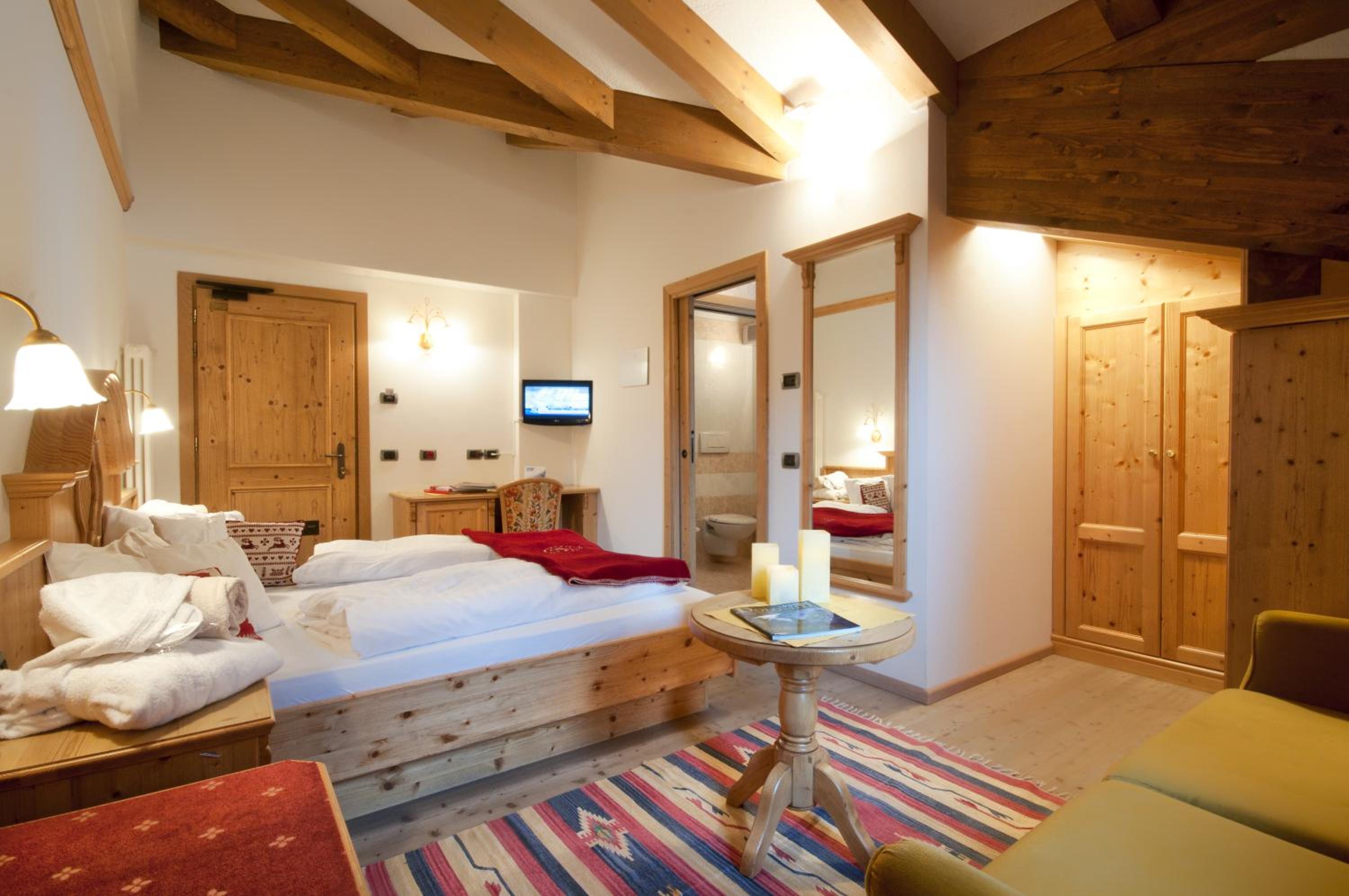 Superior Double or Twin Room photo 1