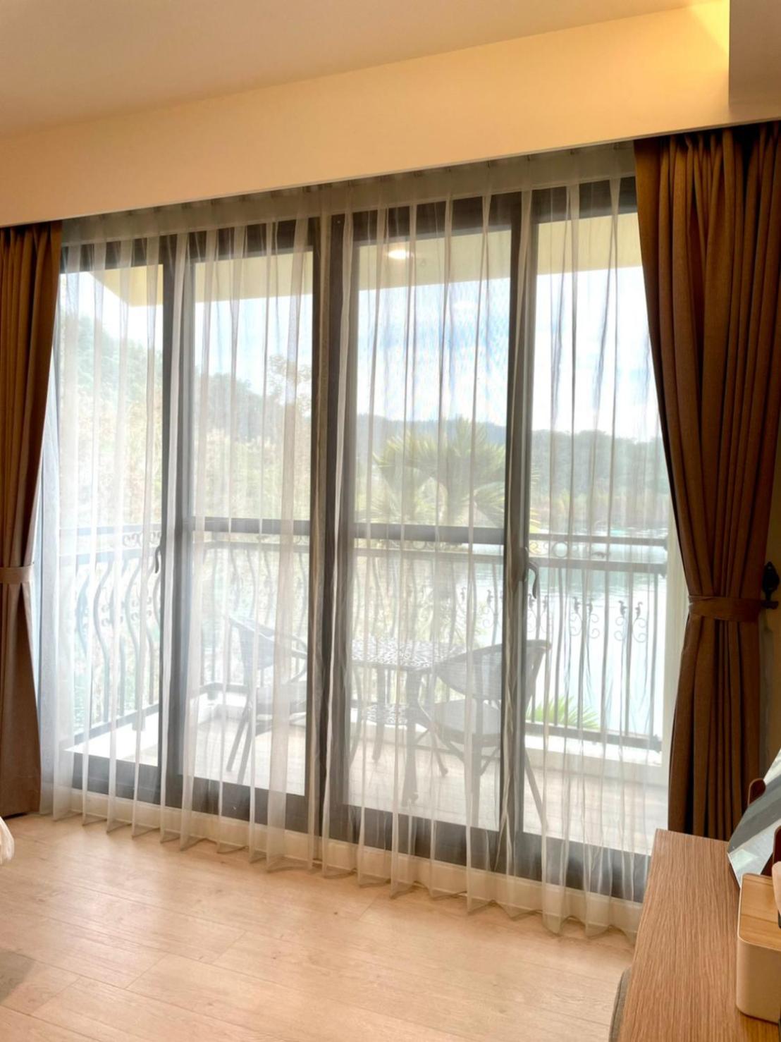 King Room with Lake View photo 3
