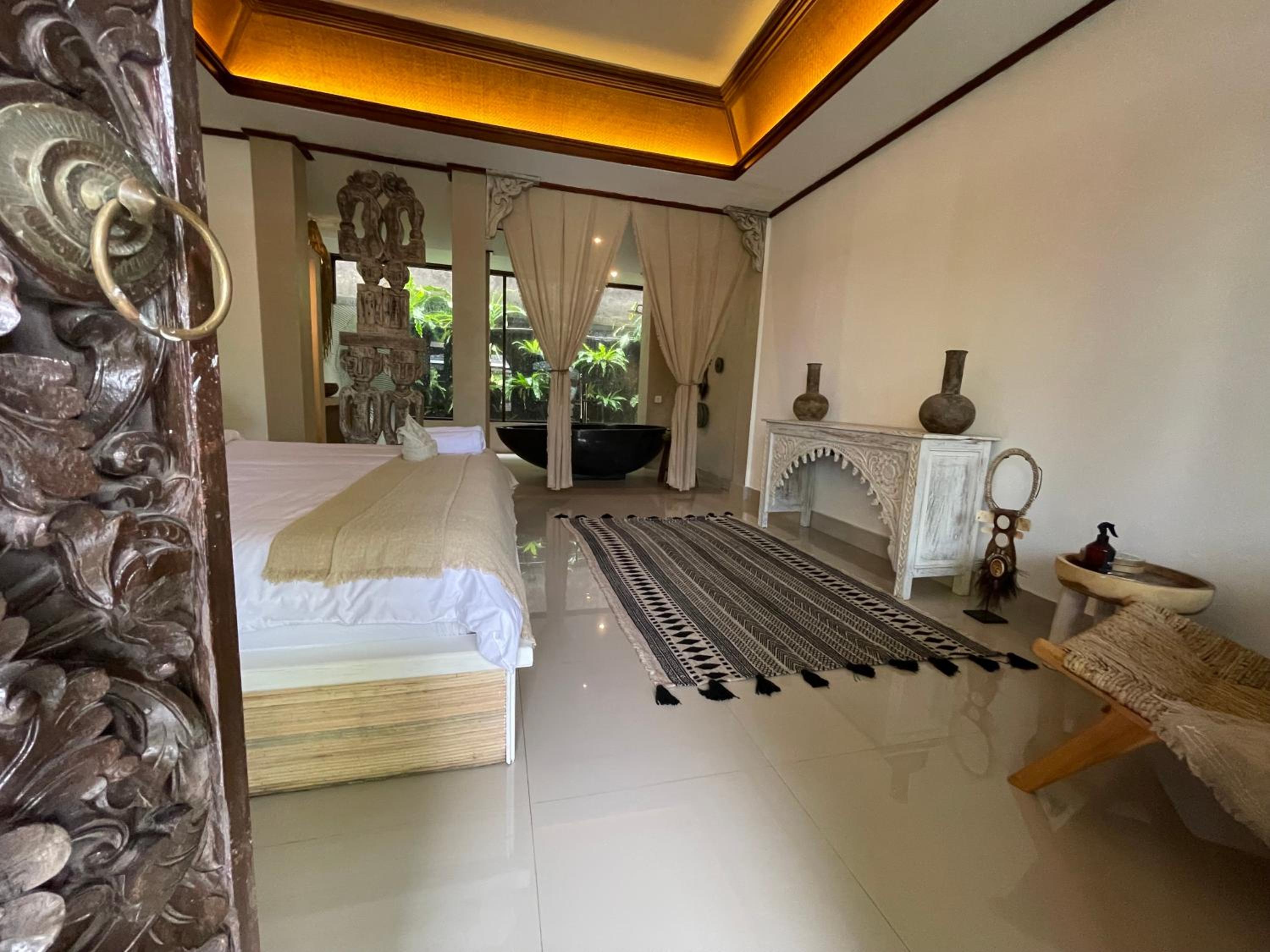 Deluxe Double Room with Bath