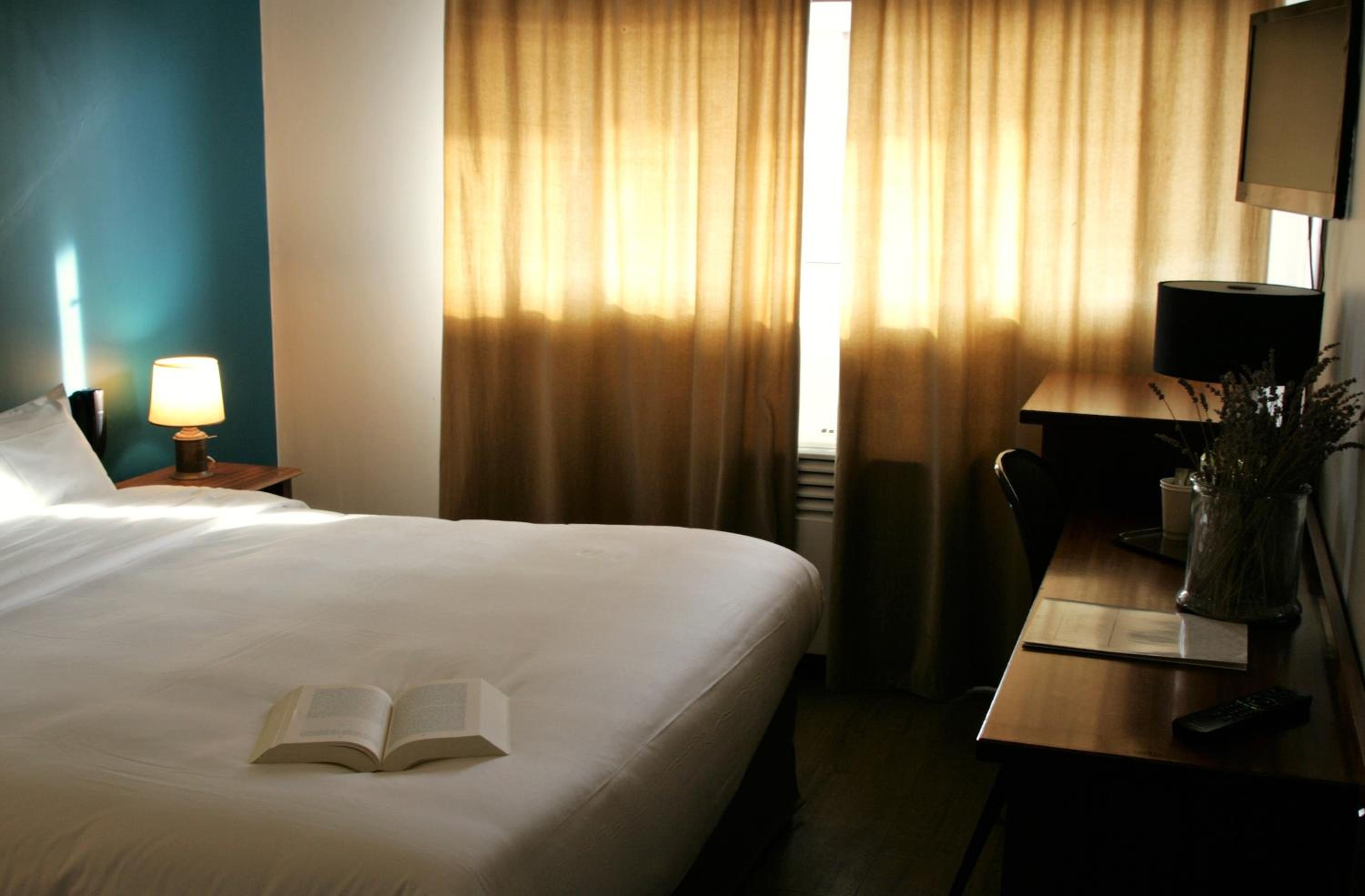 Double Room with Sea View - Photo 2