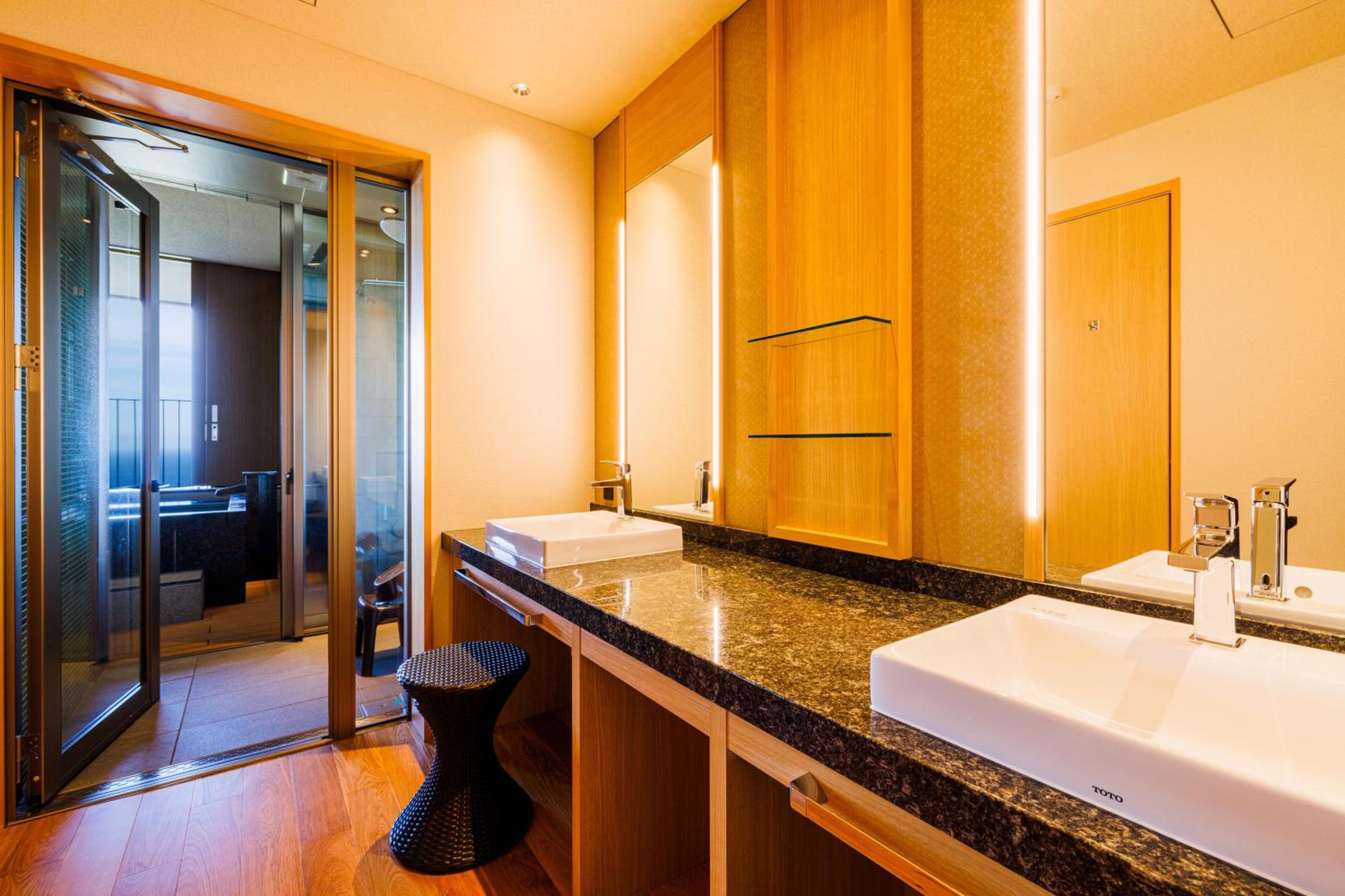 Luxury Suite(With Open-air Bath) - Sea View photo 3