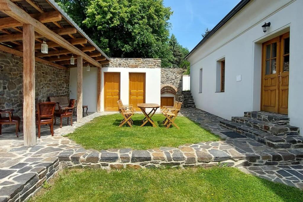 Three-Bedroom Villa photo 3