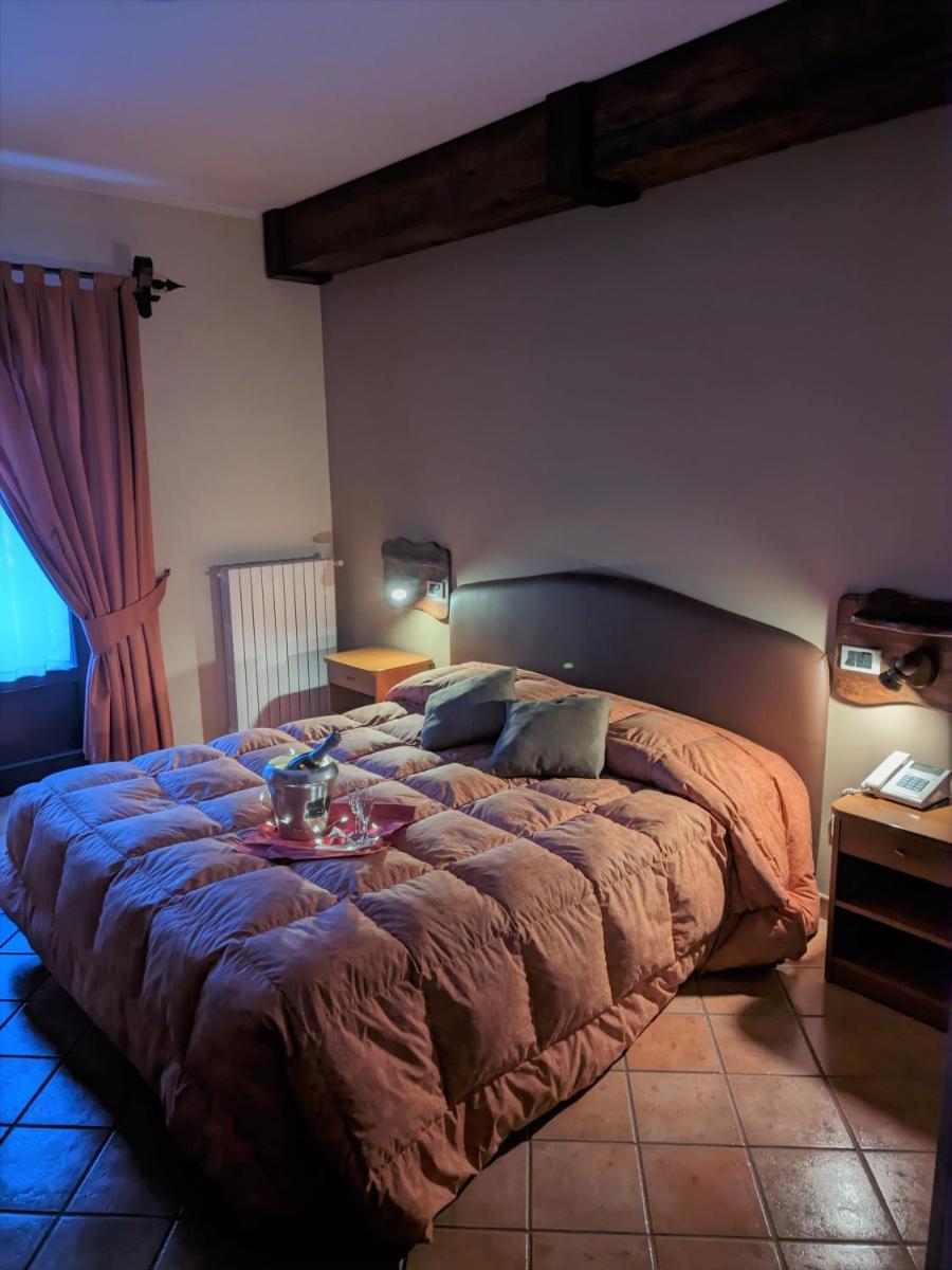 Standard Double Room photo 3