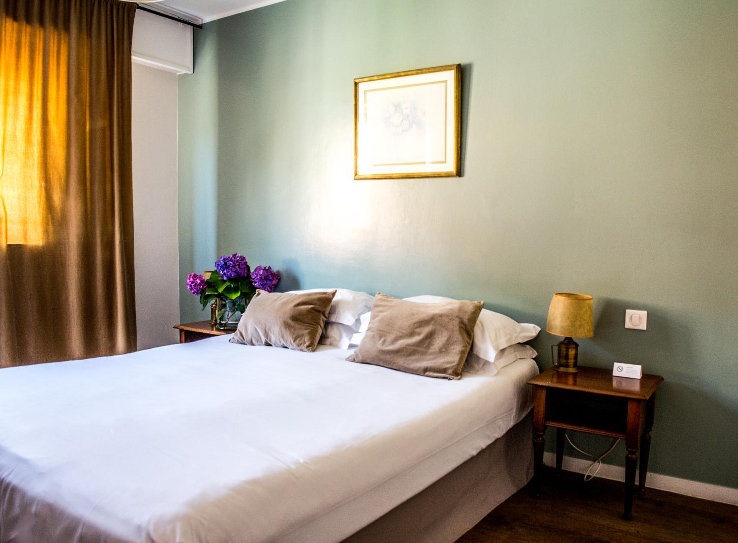 Standard Double Room - Photo 1