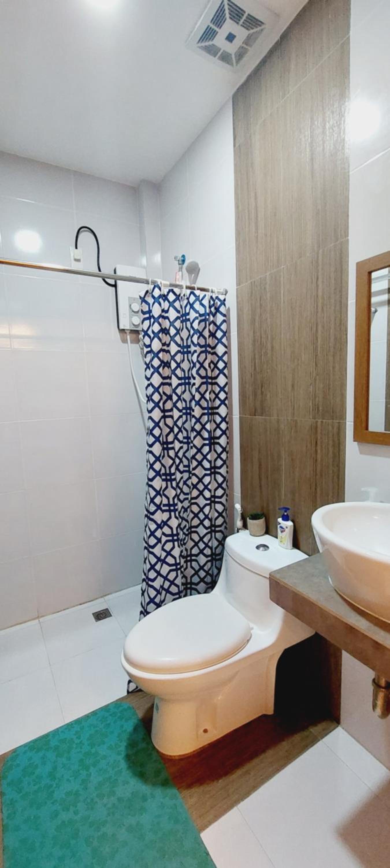 Two-Bedroom House photo 2