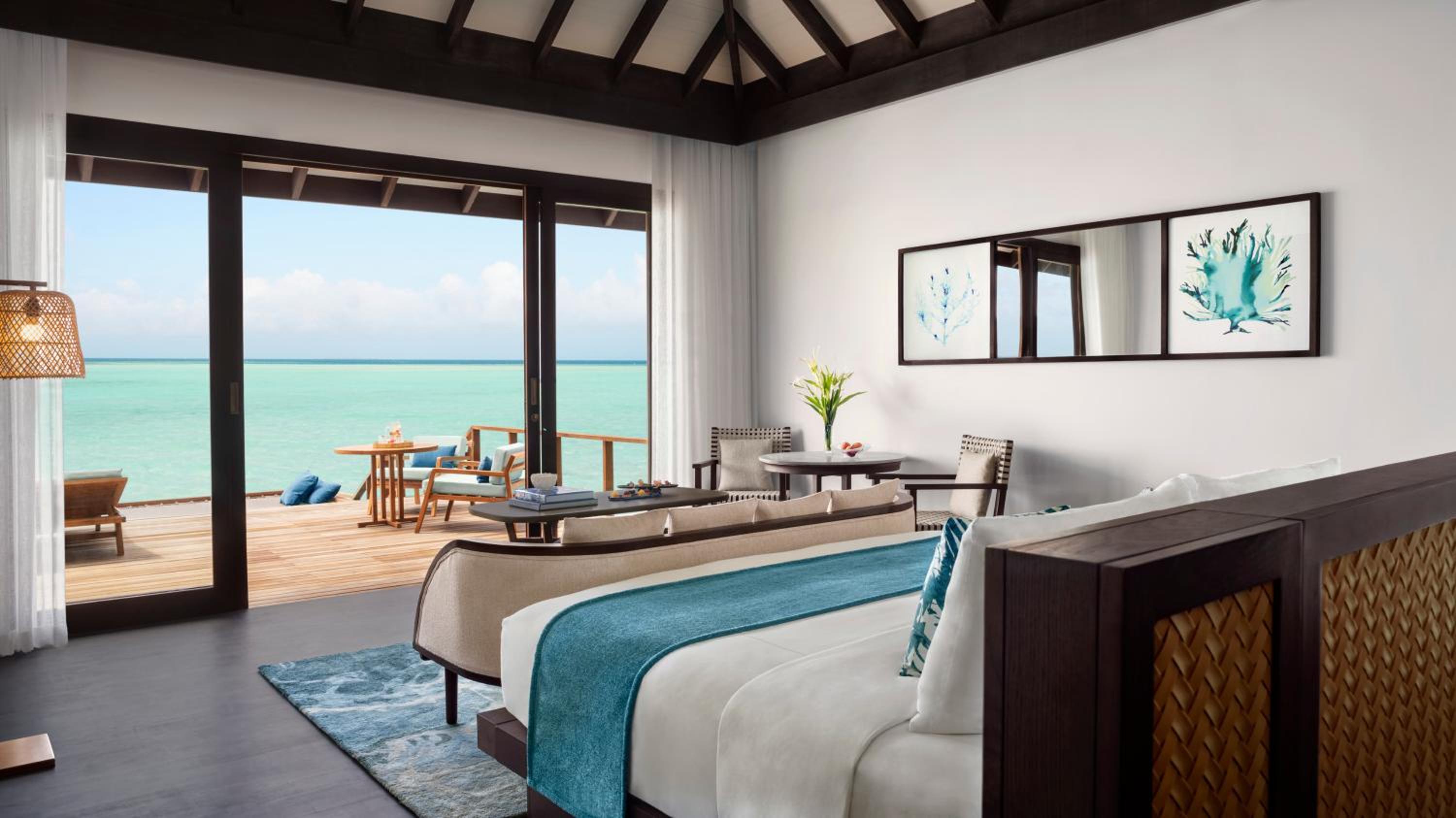 Deluxe Over Water Pool Villa - Photo 4