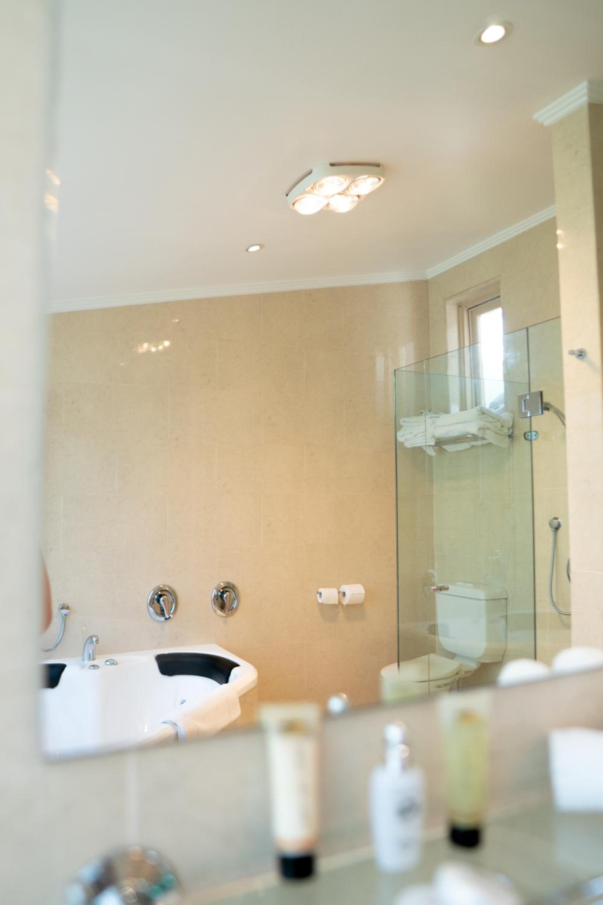 Bishop Two-Bedroom Apartment (82 Molesworth street, North Adelaide)