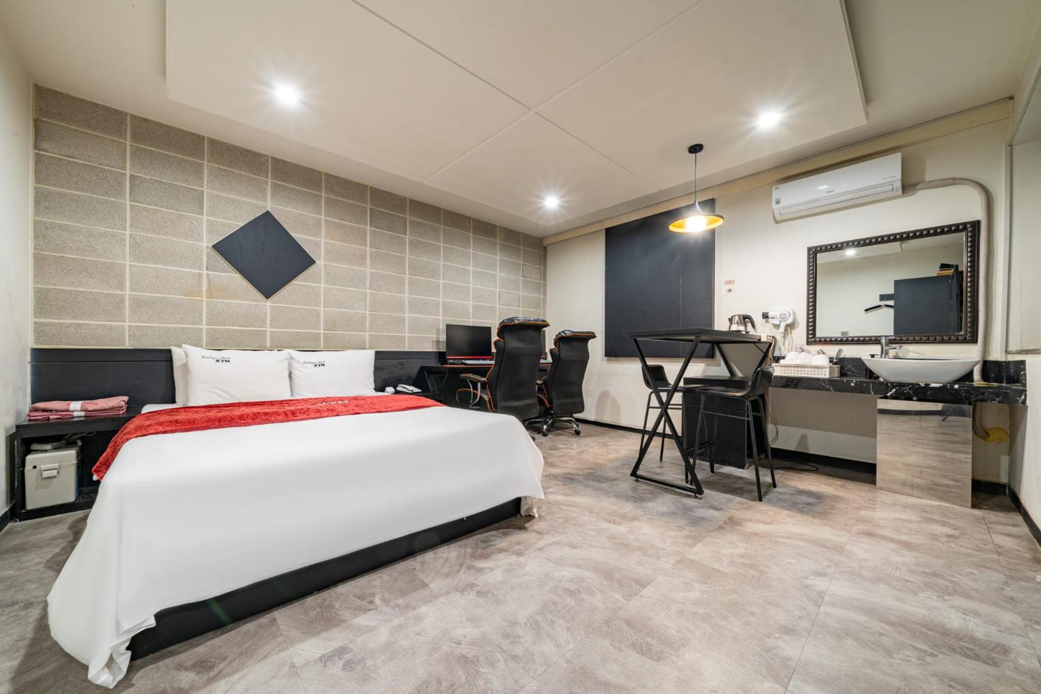Standard Double Room - Photo 1