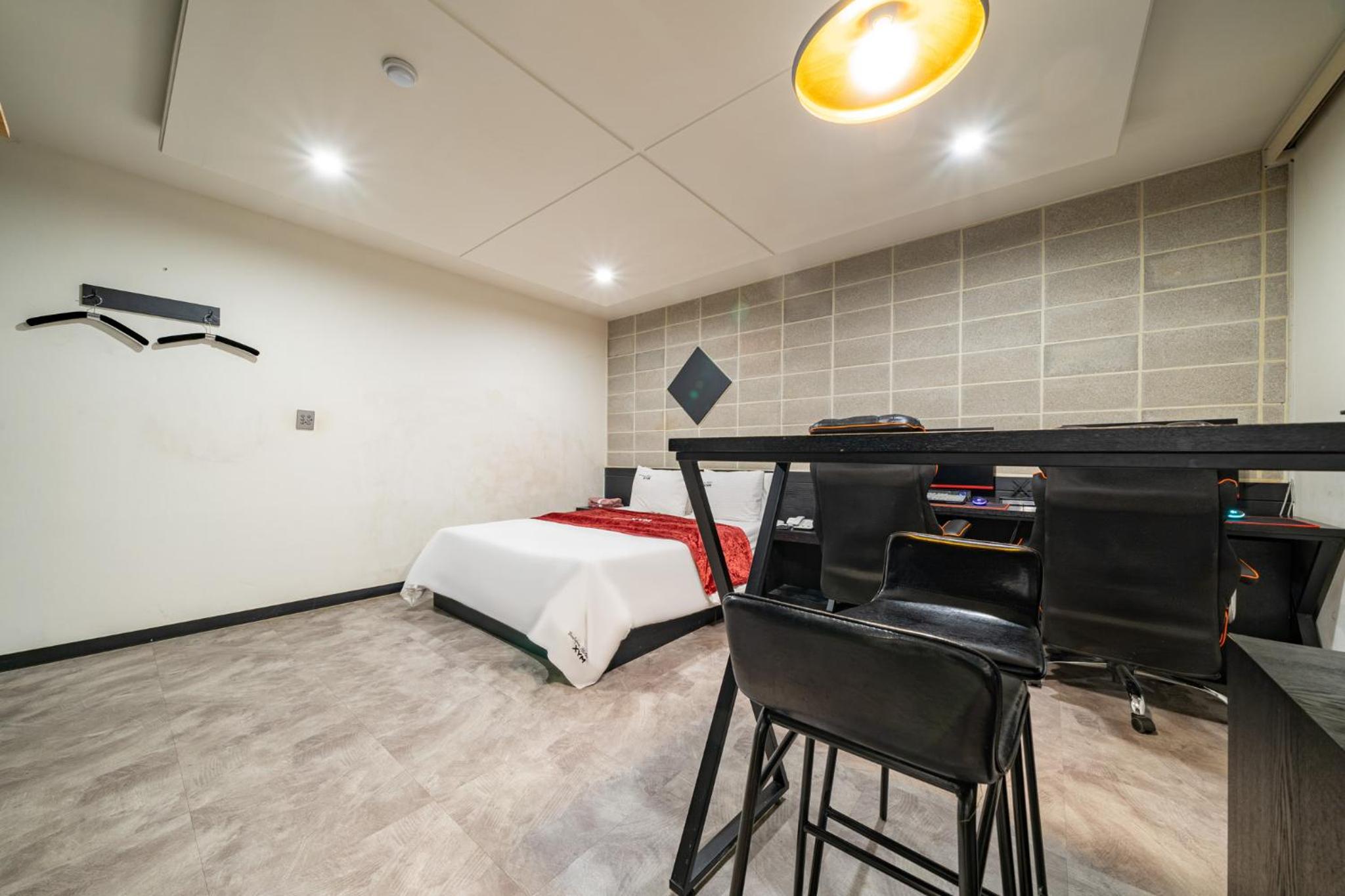 Standard Double Room - Photo 2