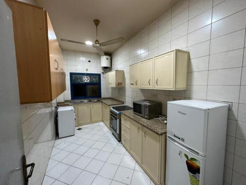 Single Room with Shared Bathroom photo 2