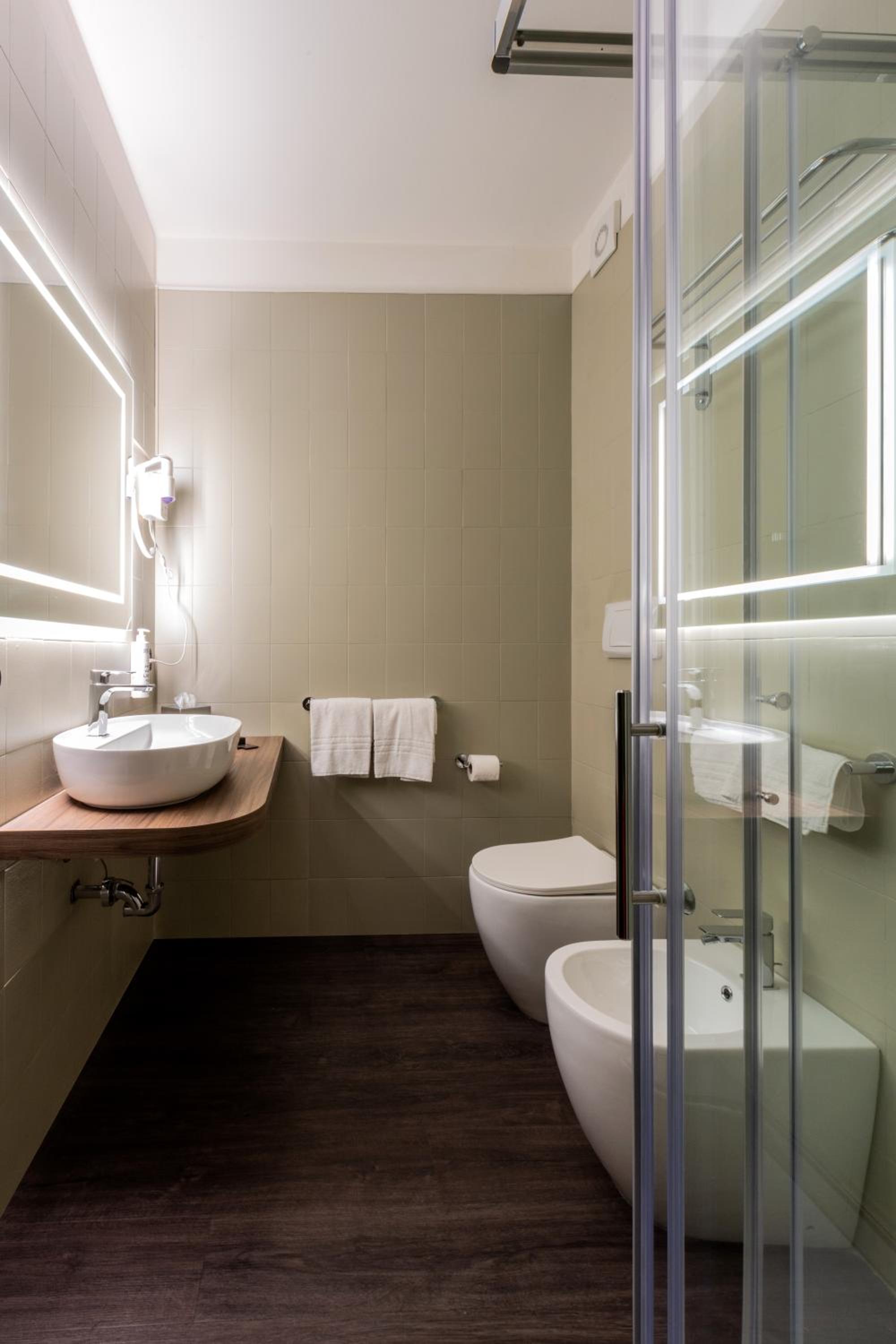 Comfort Queen Room with One Queen Bed and Two Single Beds - Connecting Room/Non-Smoking