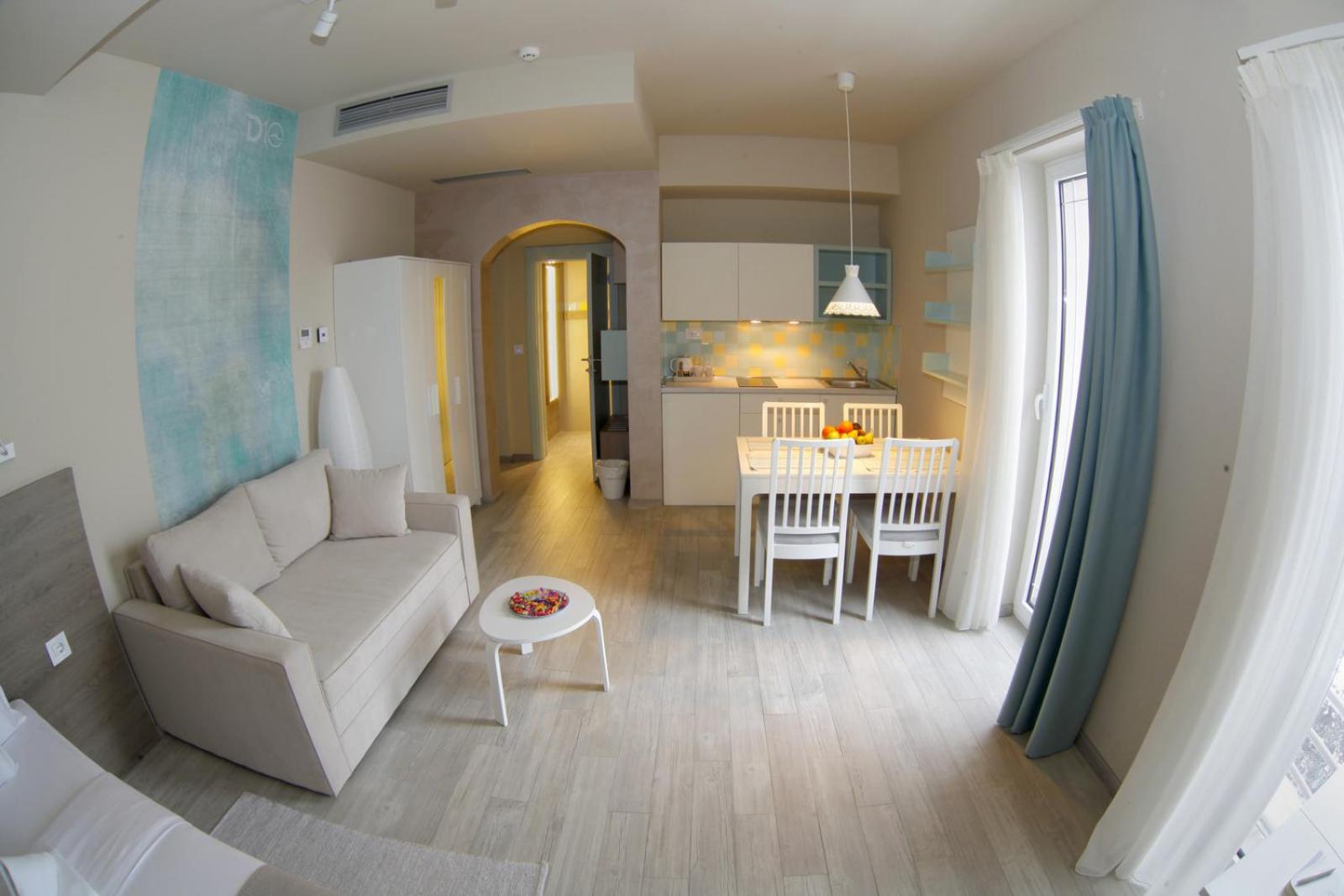 Family Suite photo 2